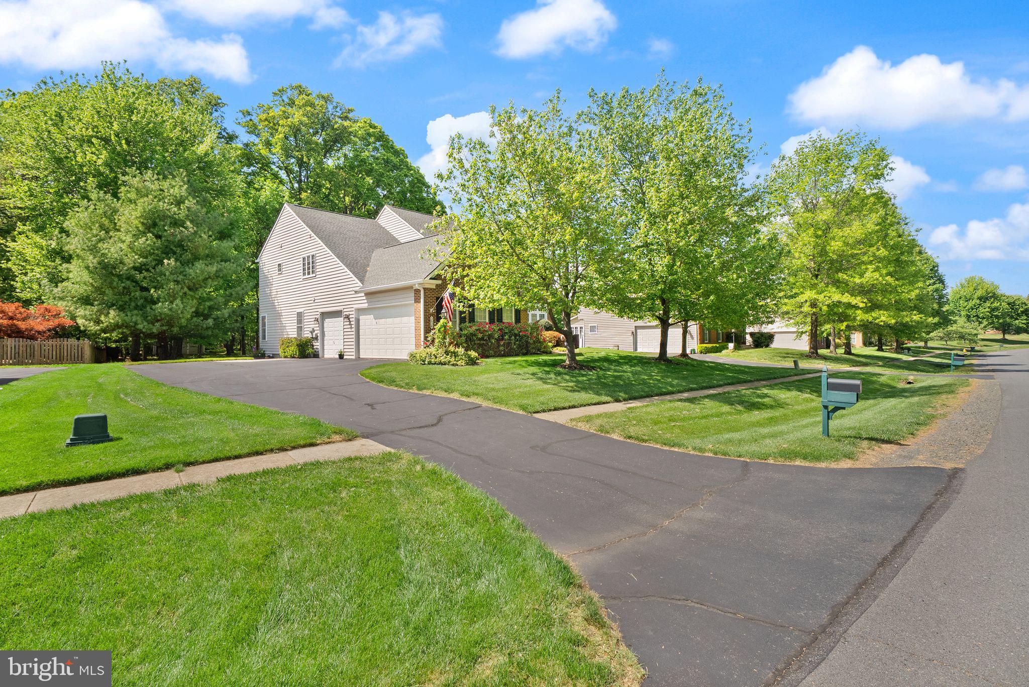 HERITAGE FARMS - Residential