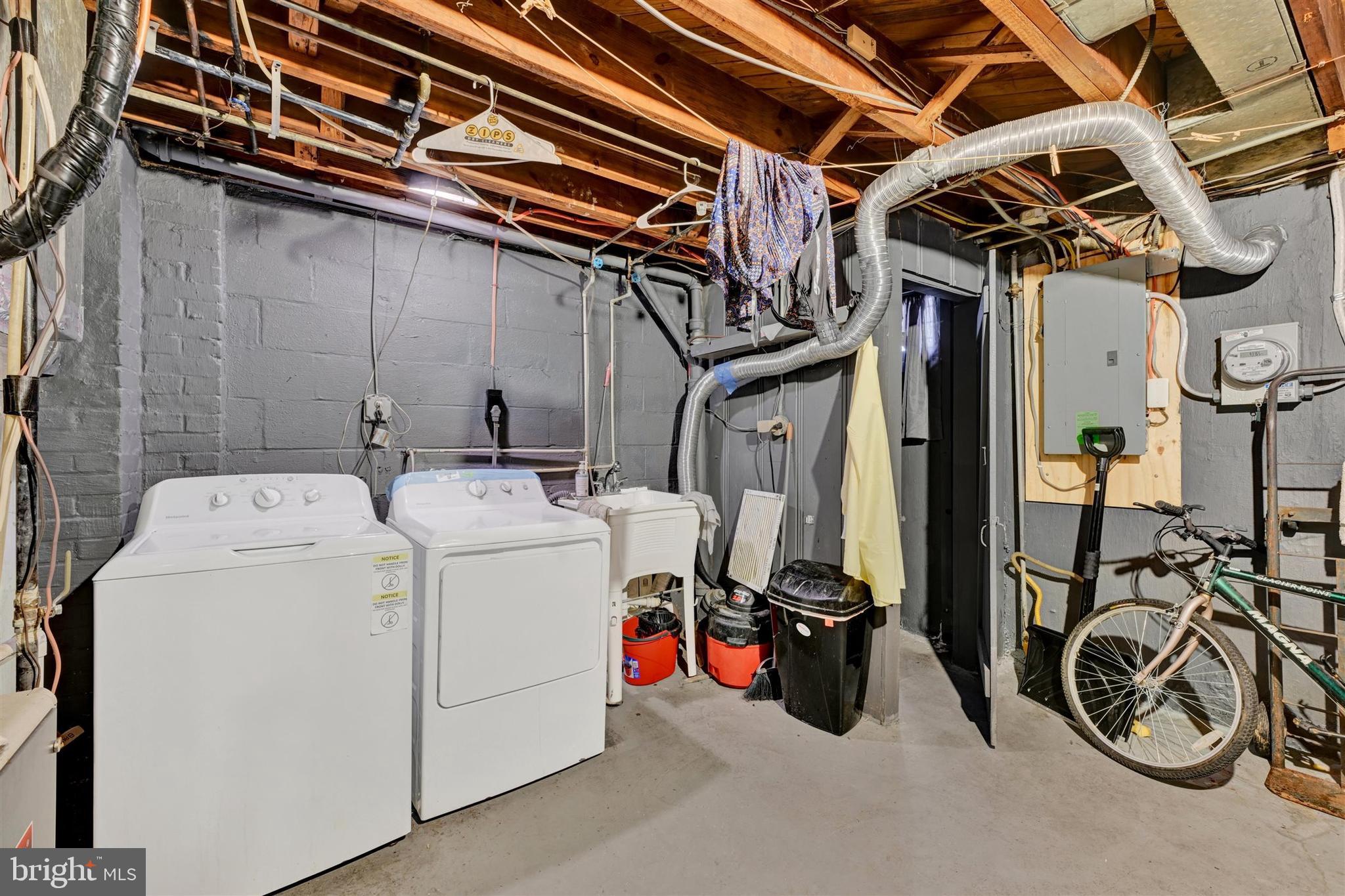 NORTHWOOD - Residential
