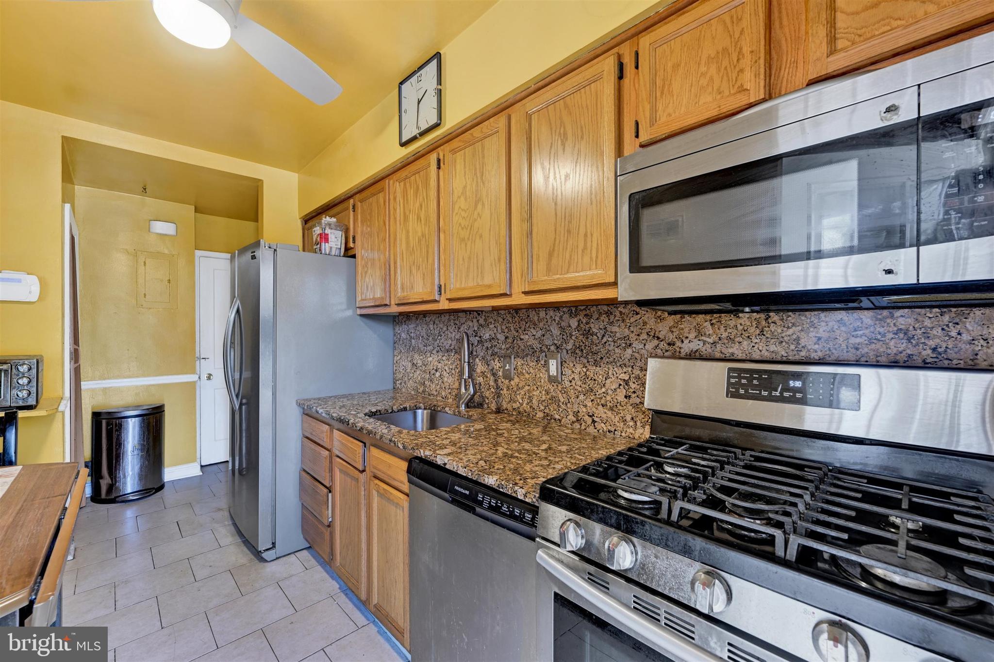 NORTHWOOD - Residential