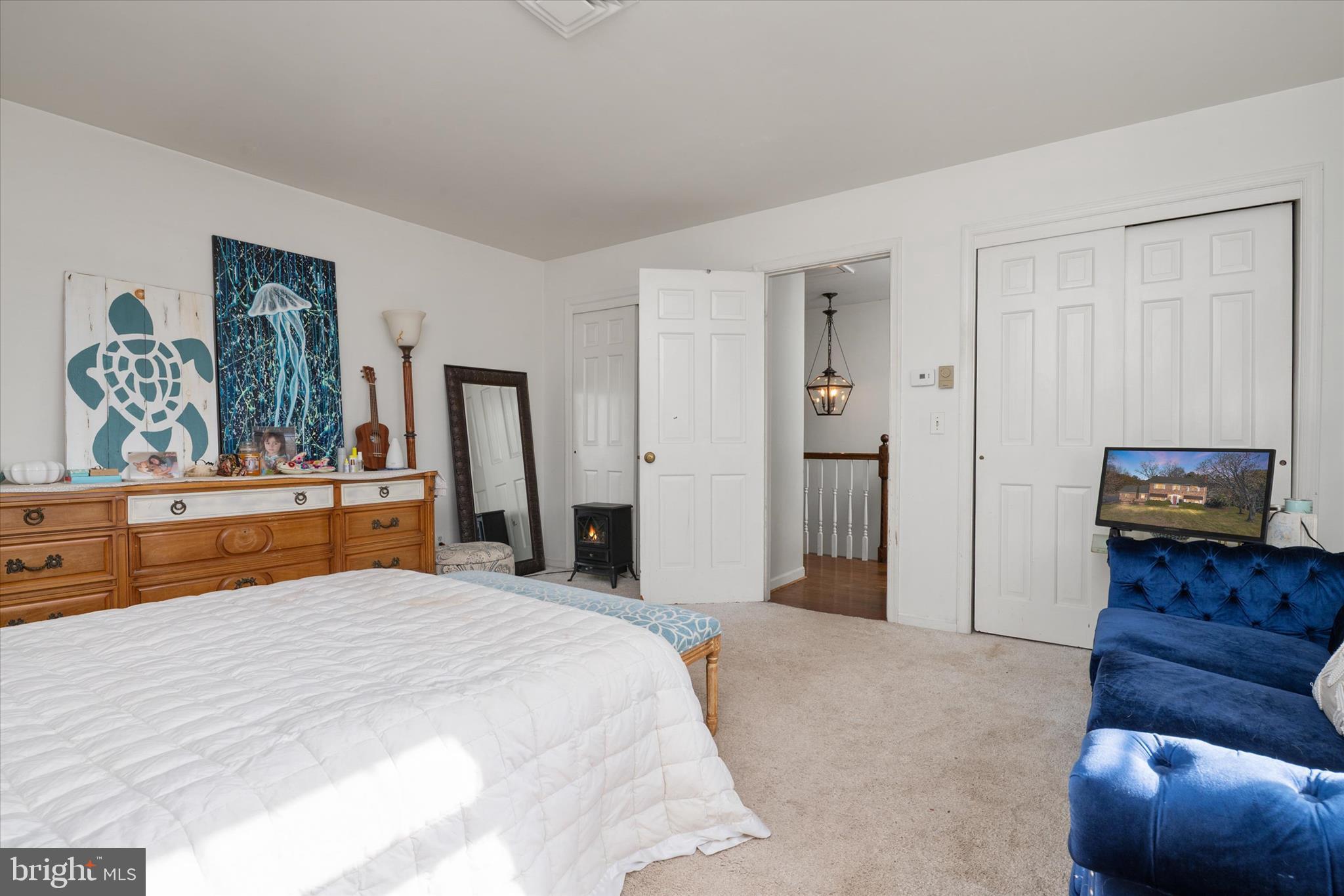 QUEEN ANNE ACRES - Residential