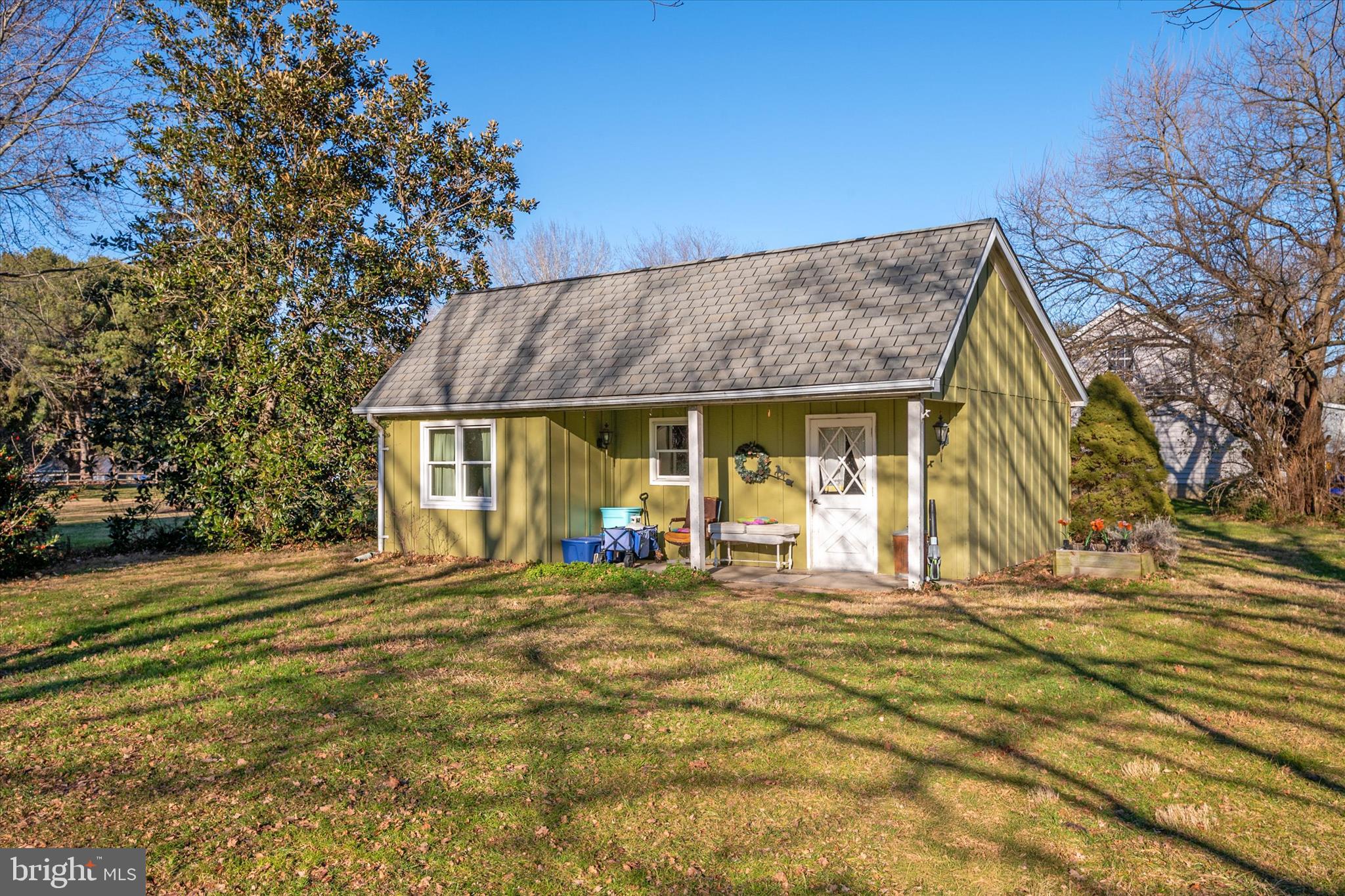 QUEEN ANNE ACRES - Residential