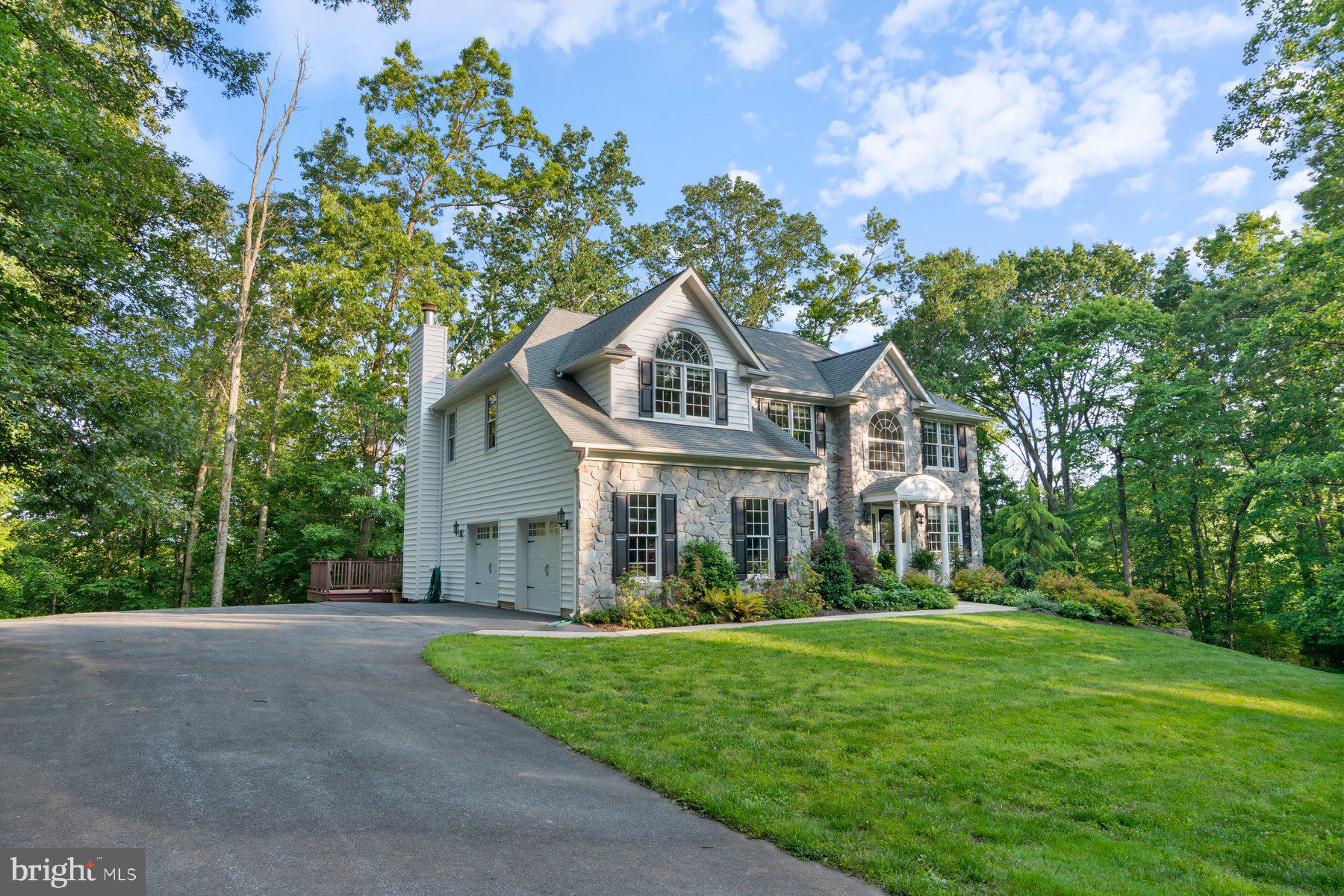 1490 JAKES CREEK DRIVE