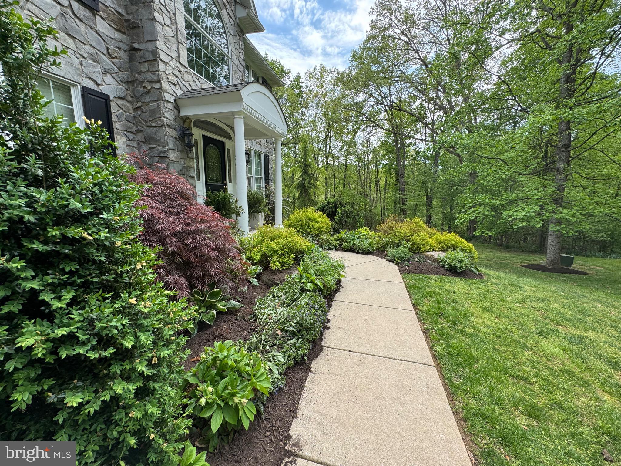 1490 JAKES CREEK DRIVE