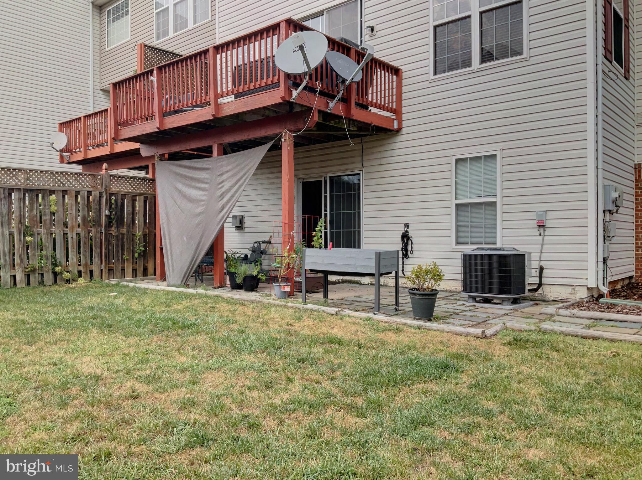 LOUDOUN PARKWAY CENTER - Residential Lease