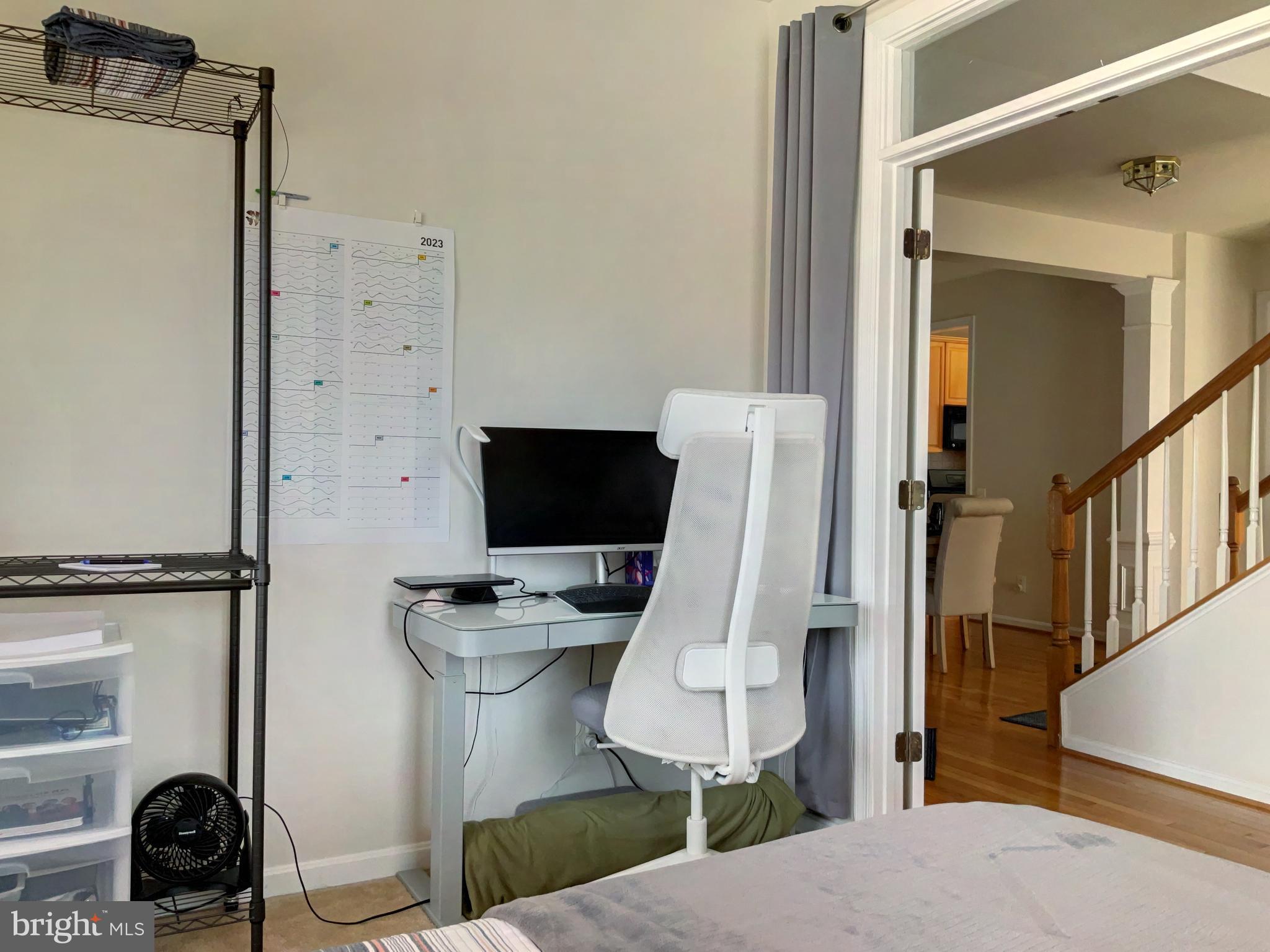 LOUDOUN PARKWAY CENTER - Residential Lease