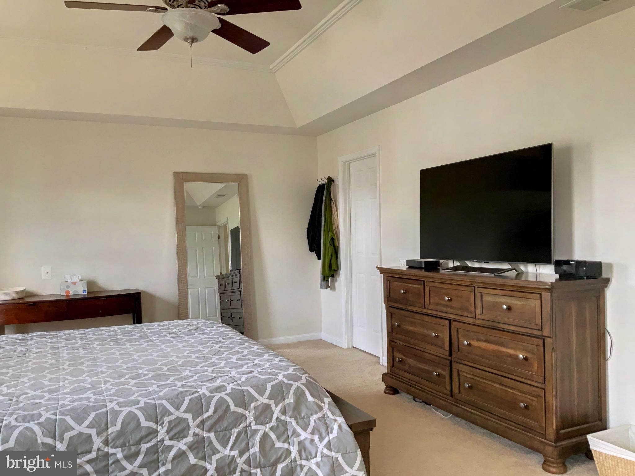 LOUDOUN PARKWAY CENTER - Residential Lease