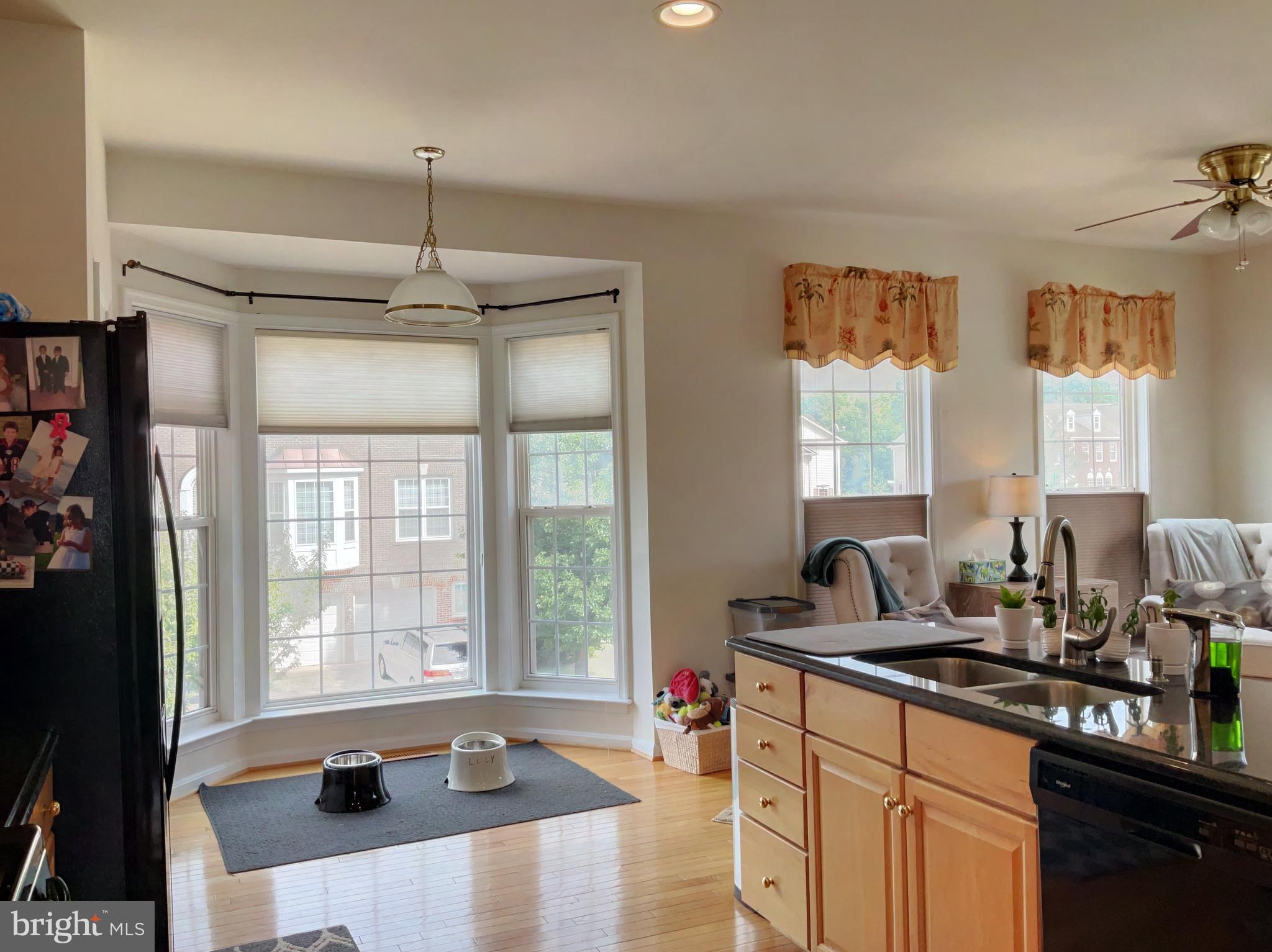 LOUDOUN PARKWAY CENTER - Residential Lease