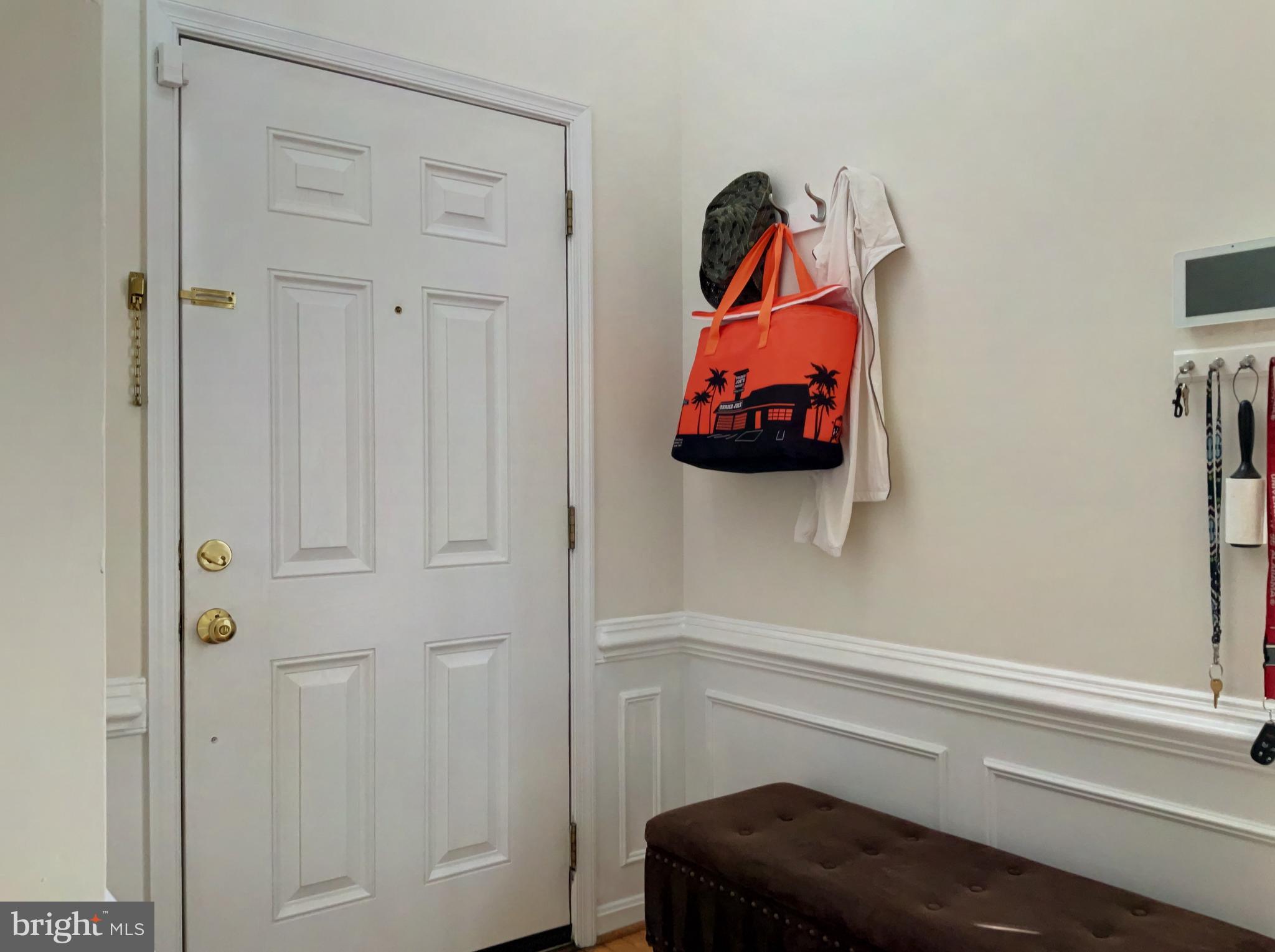 LOUDOUN PARKWAY CENTER - Residential Lease