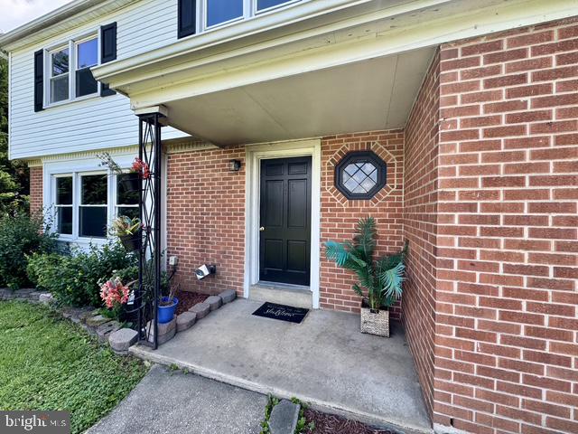 106 NORMIRA AVENUE