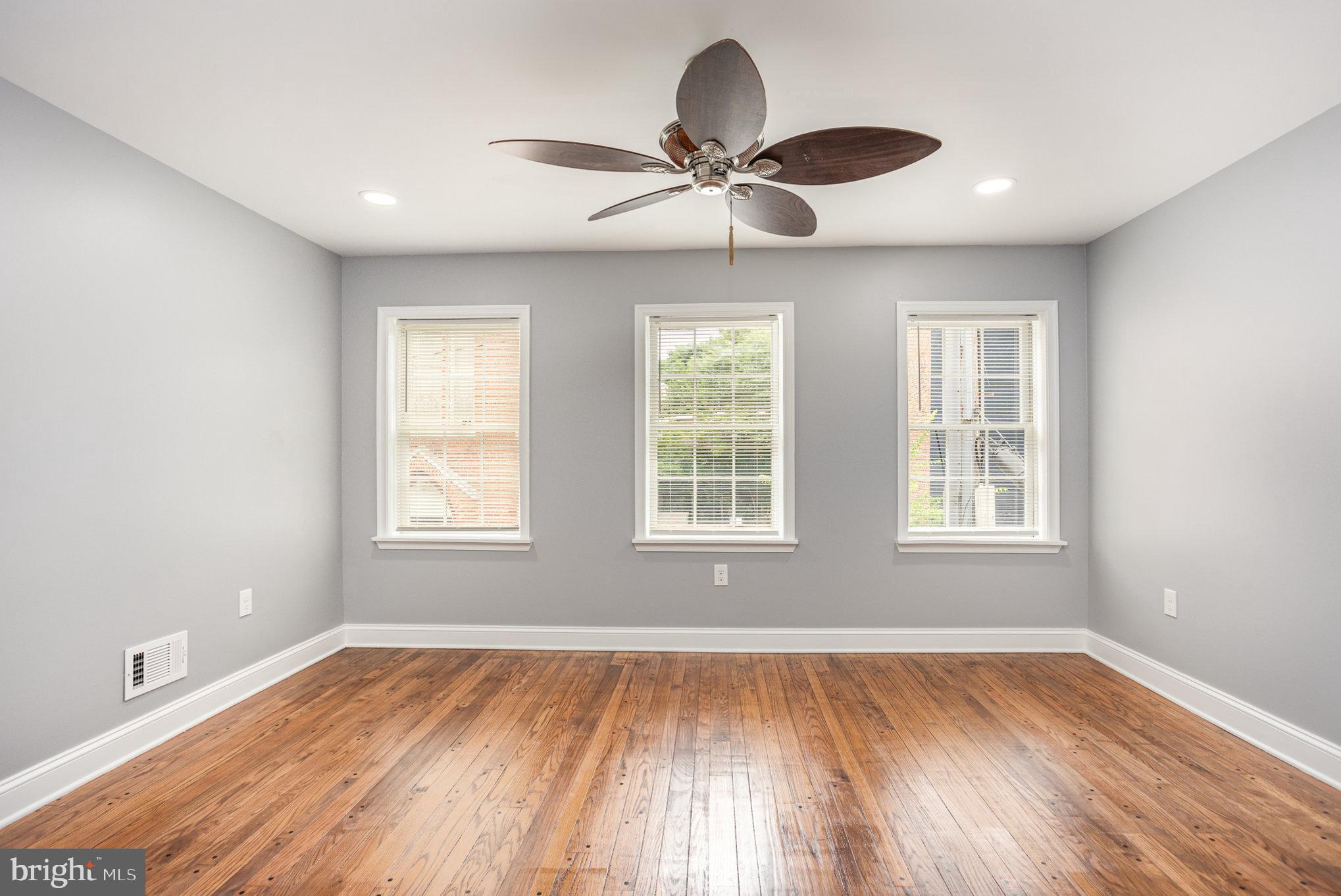 SETON HILL - Residential