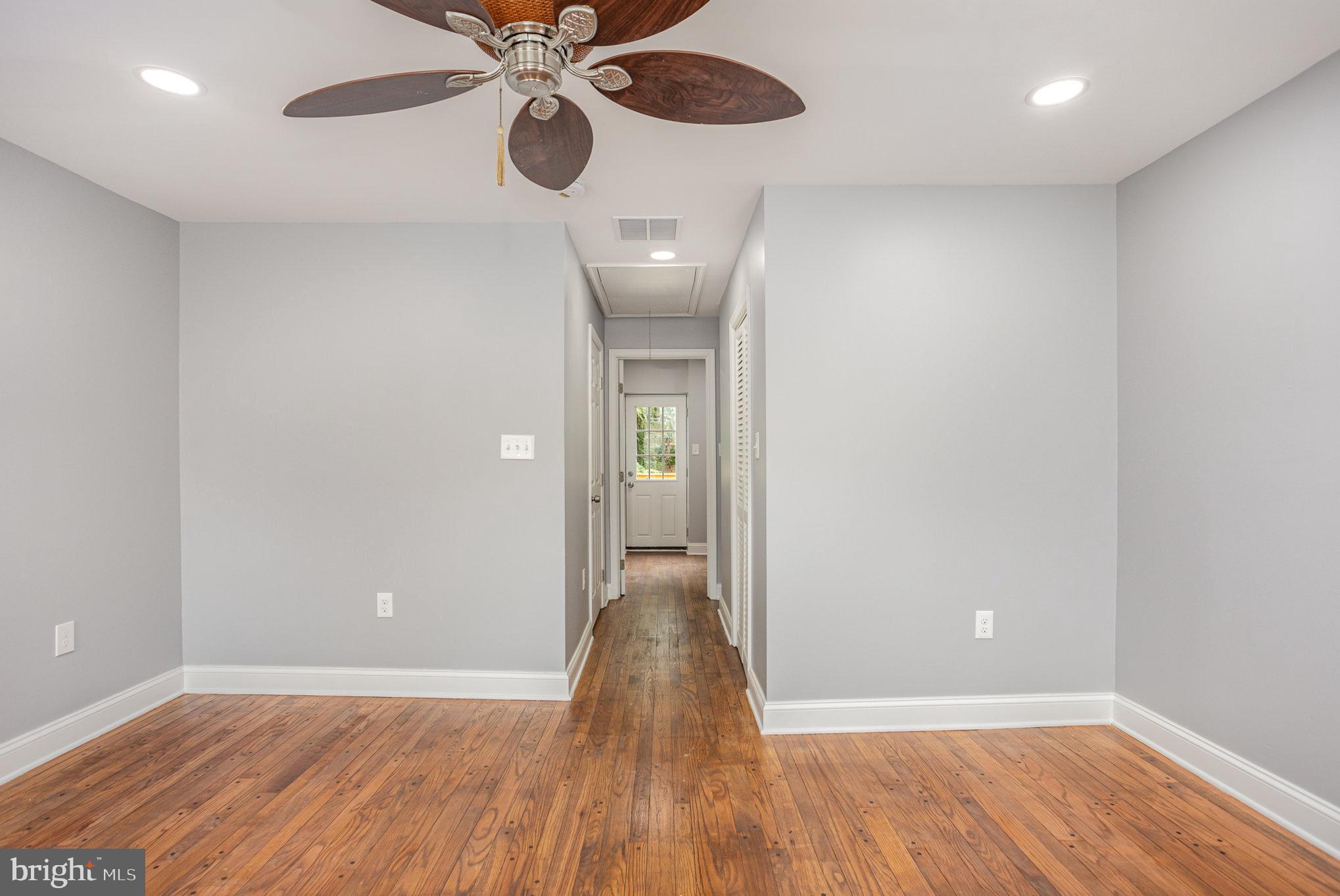 SETON HILL - Residential