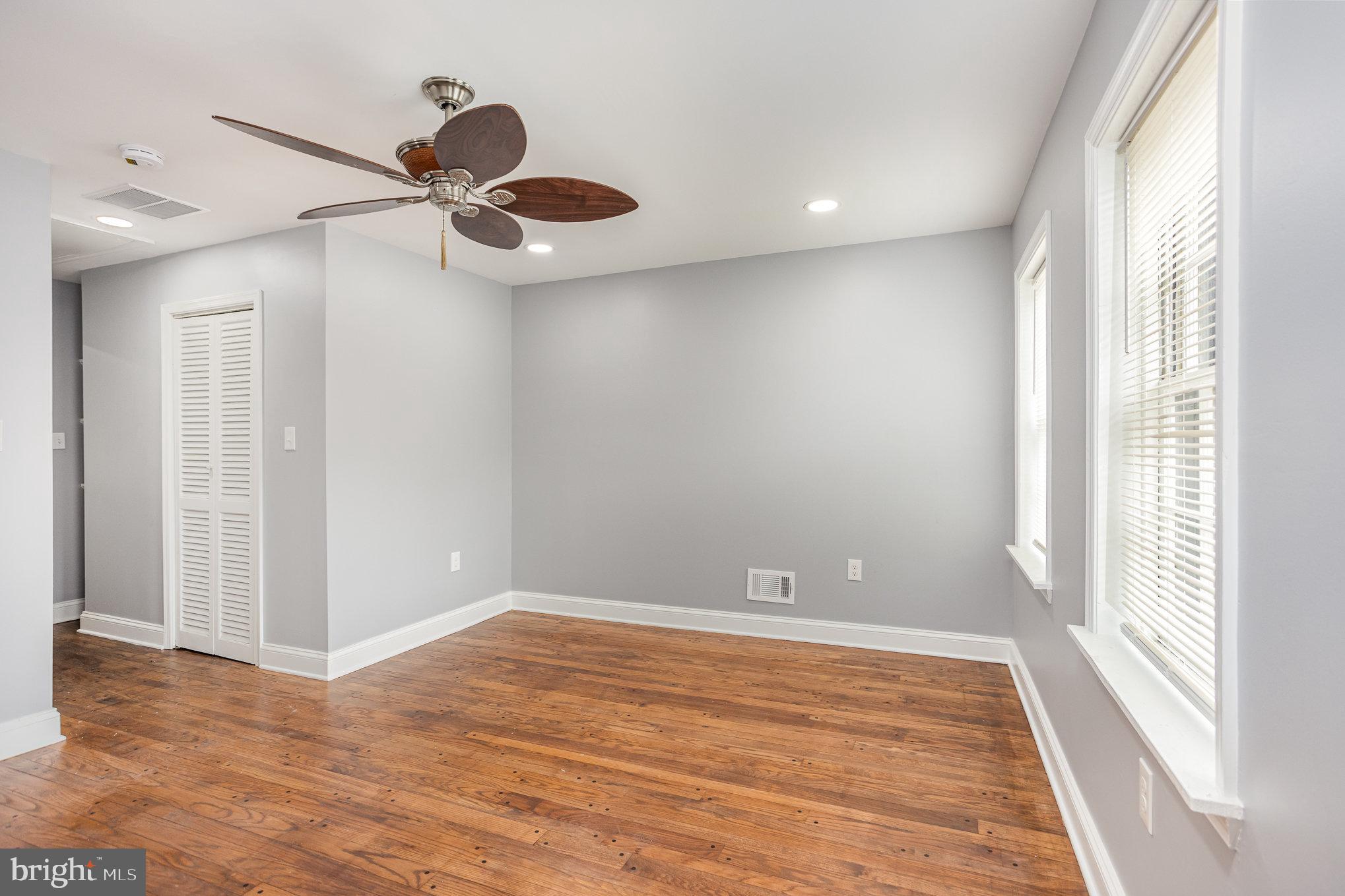 SETON HILL - Residential