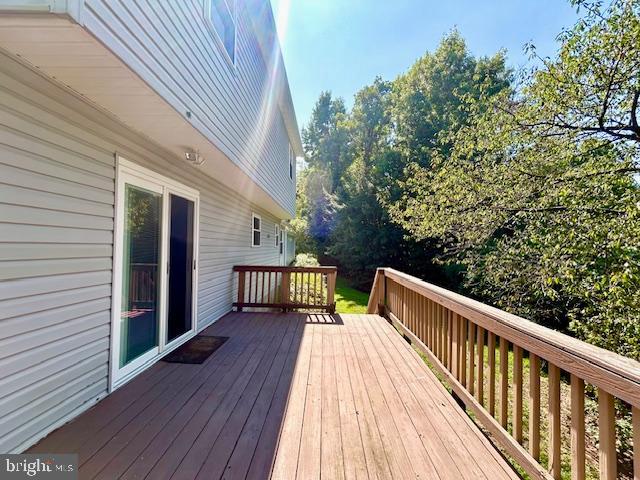 CHERRY RUN - Residential Lease