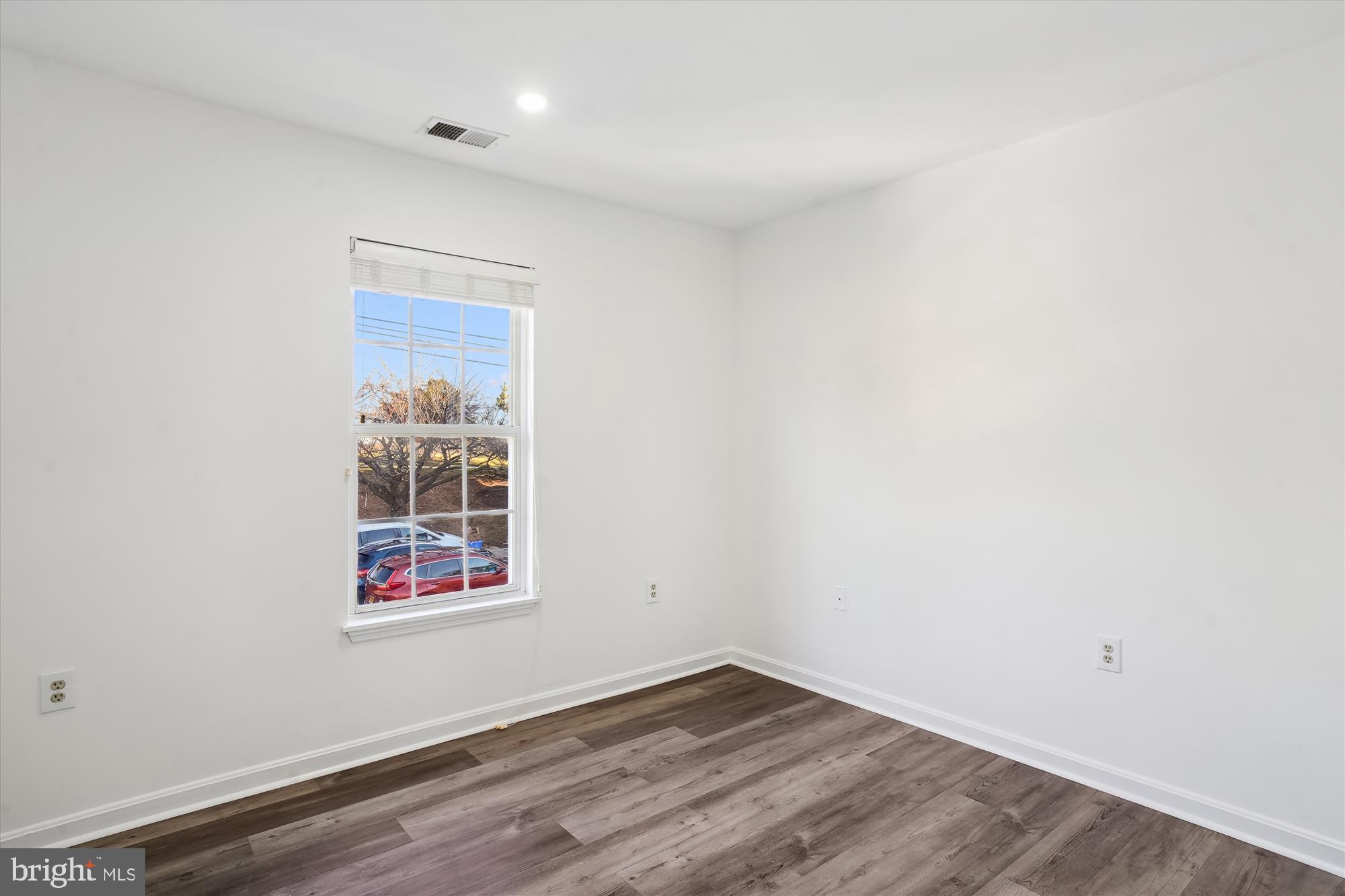 DAMASCUS VALLEY PARK - Residential