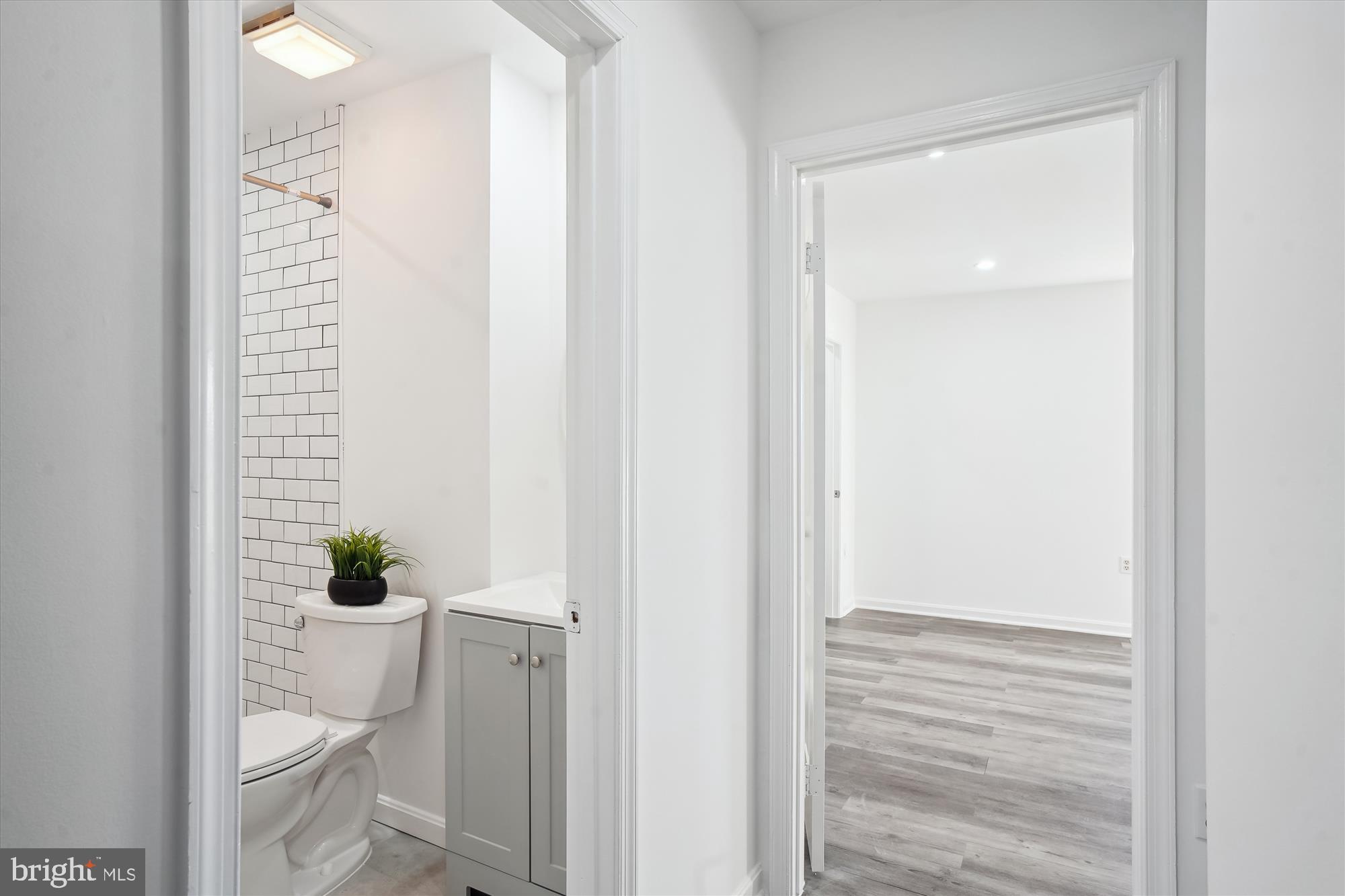 DAMASCUS VALLEY PARK - Residential