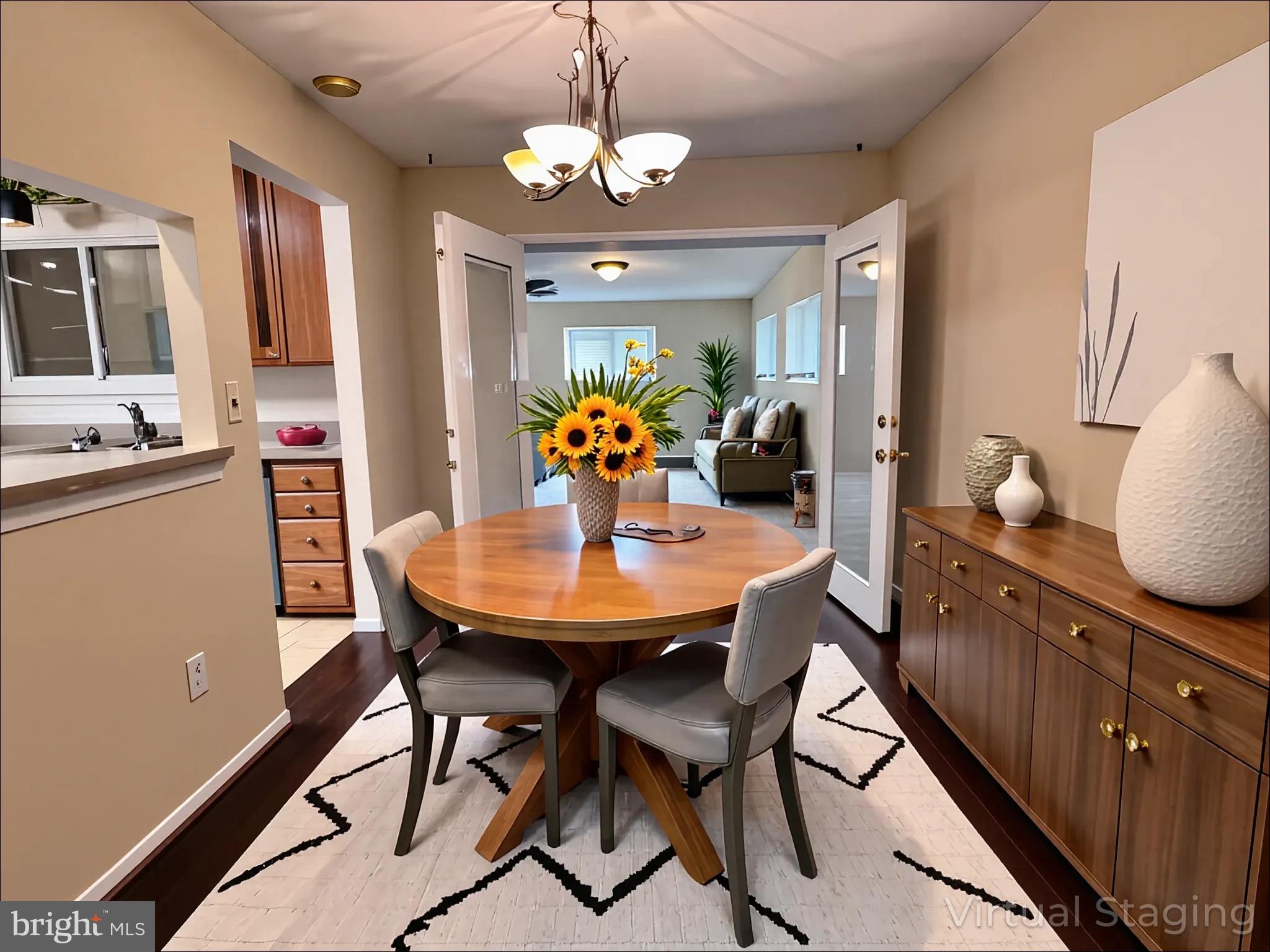 ROYALE GARDENS - Residential Lease