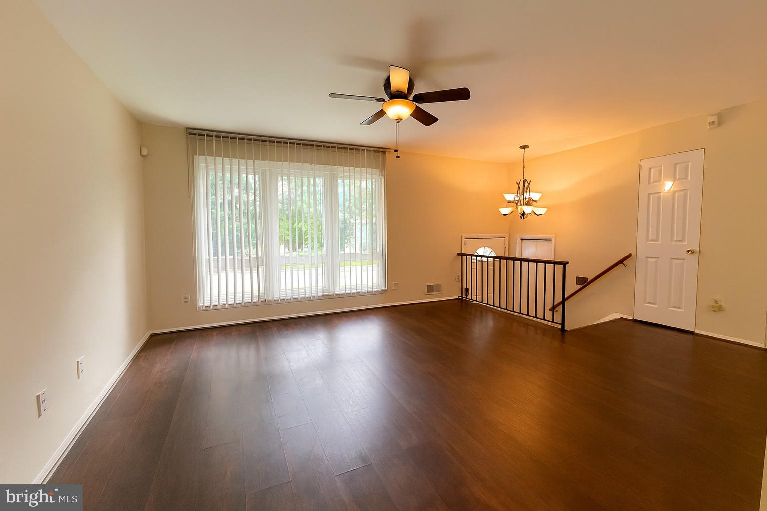 ROYALE GARDENS - Residential Lease