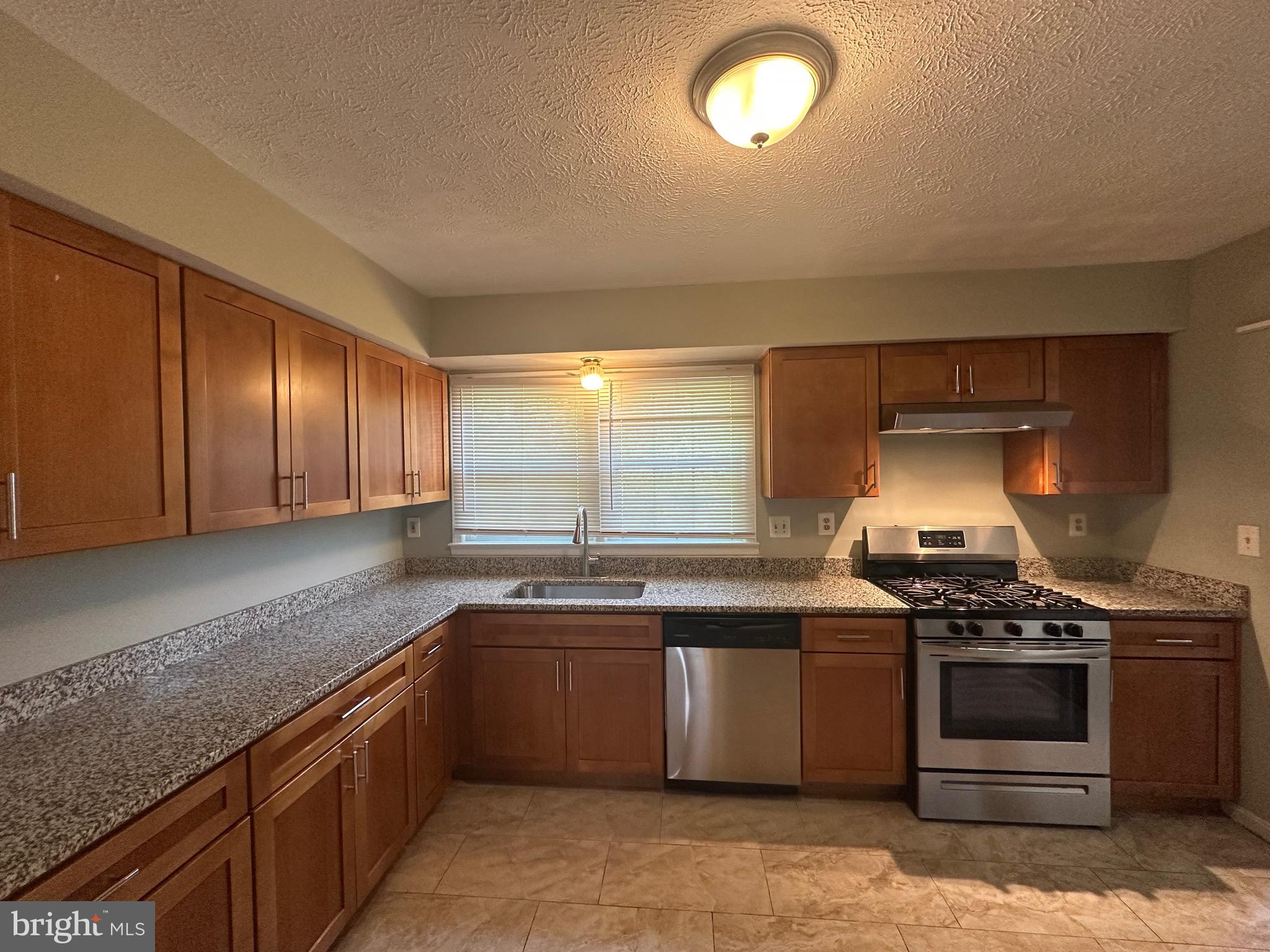 BONIWOOD PLAT 1 - Residential Lease