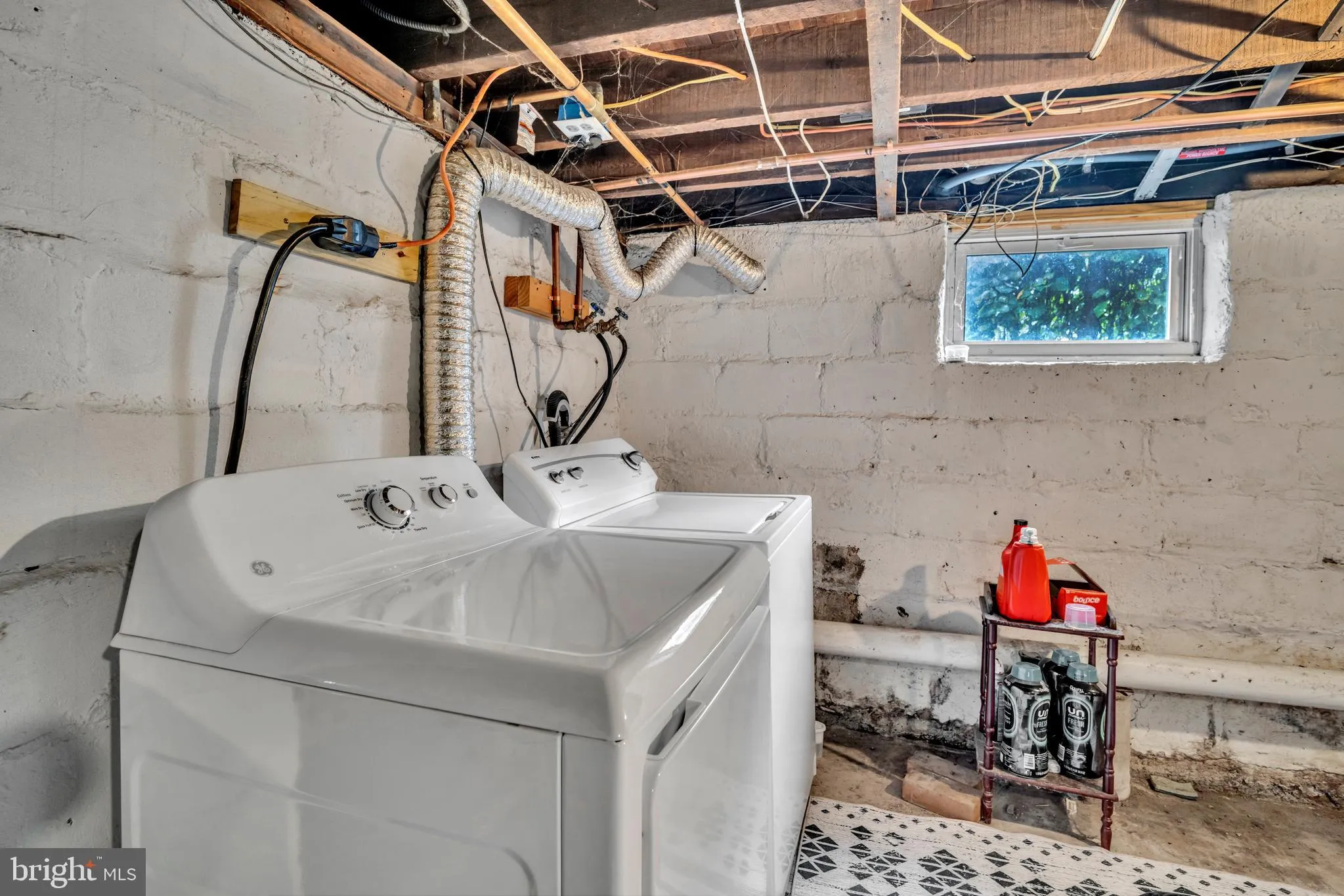 Lawrence Twp, New Jersey 08648, United States, 3 Bedrooms Bedrooms, ,2 BathroomsBathrooms,Residential,Active,217850