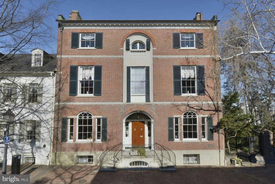 The Lord Fairfax House is an outstanding representation of Federal architecture in the heart of Old Town. Impeccably preserved exterior and 7000 SF interior has been maintained and updated to service today's buyer. Residence is set on a large, 10,131 SF/0.23 Acre landscaped lot with sprawling lawn, gazebo with gas fireplace. Garage with additional 2 car parking spaces.