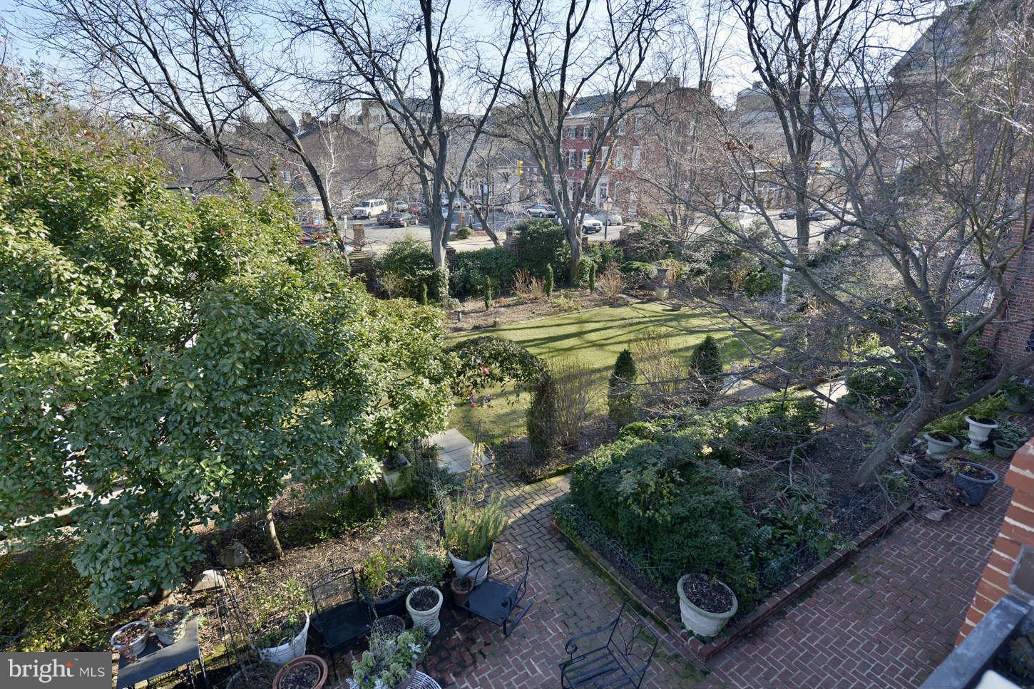 OLD TOWN - Residential