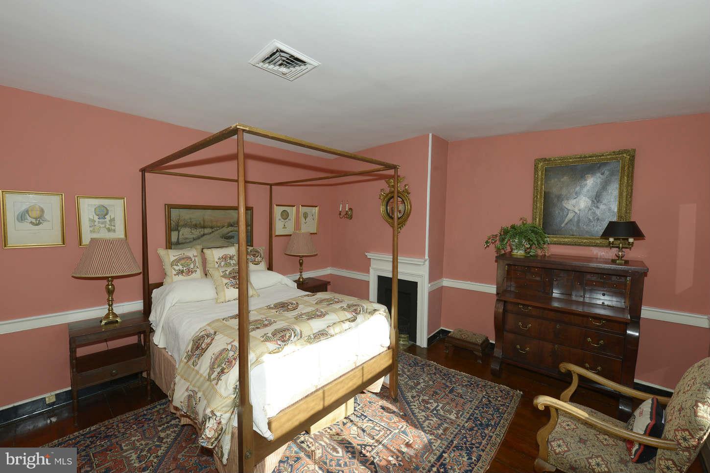 OLD TOWN - Residential