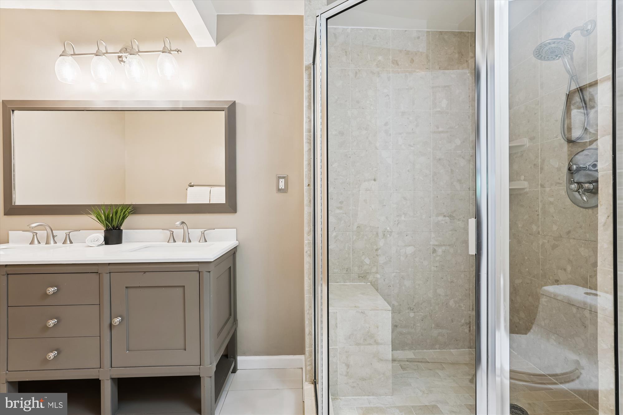 THE PLANTATIONS - Residential