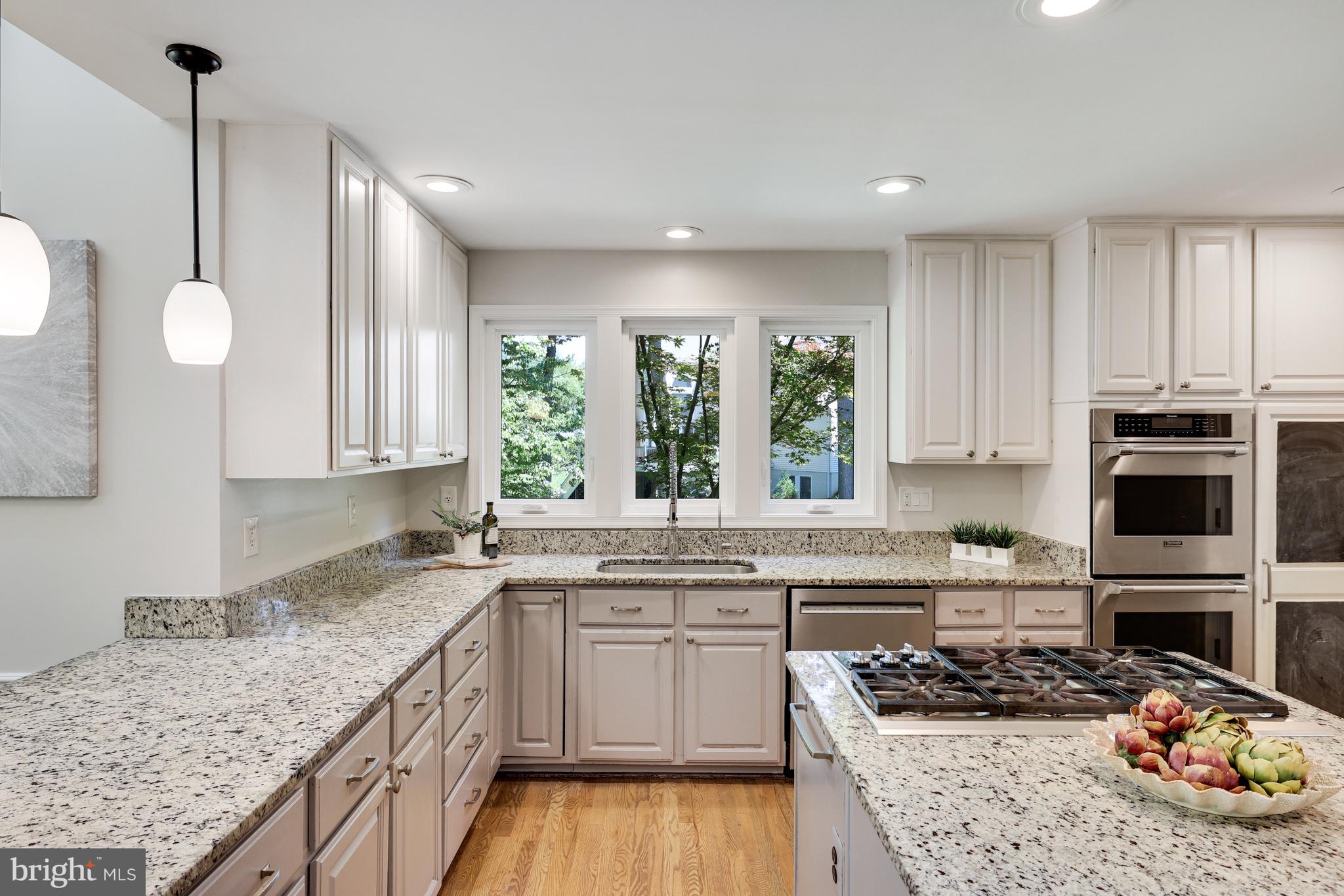 BROOKSIDE - Residential