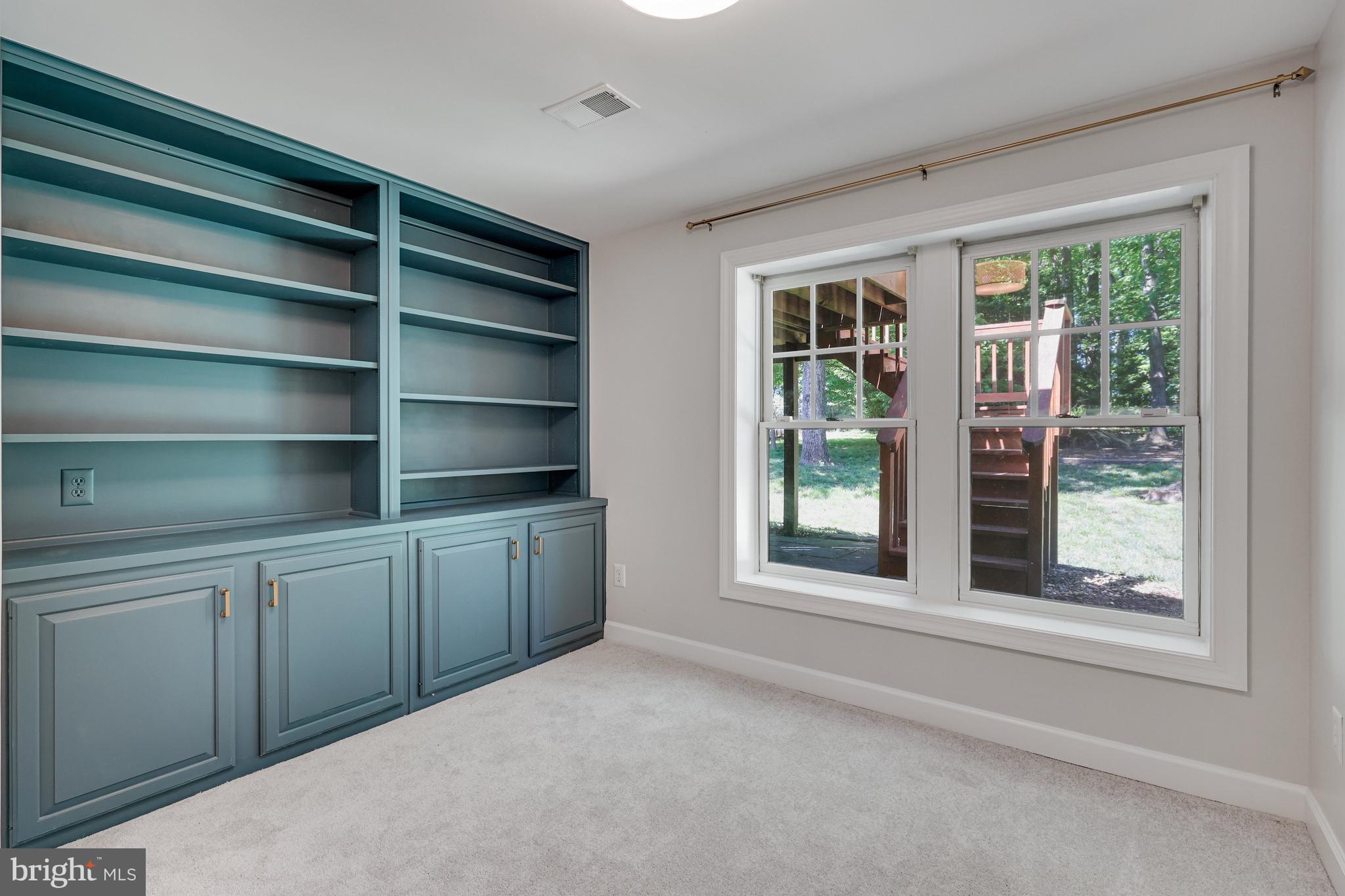 BROOKSIDE - Residential