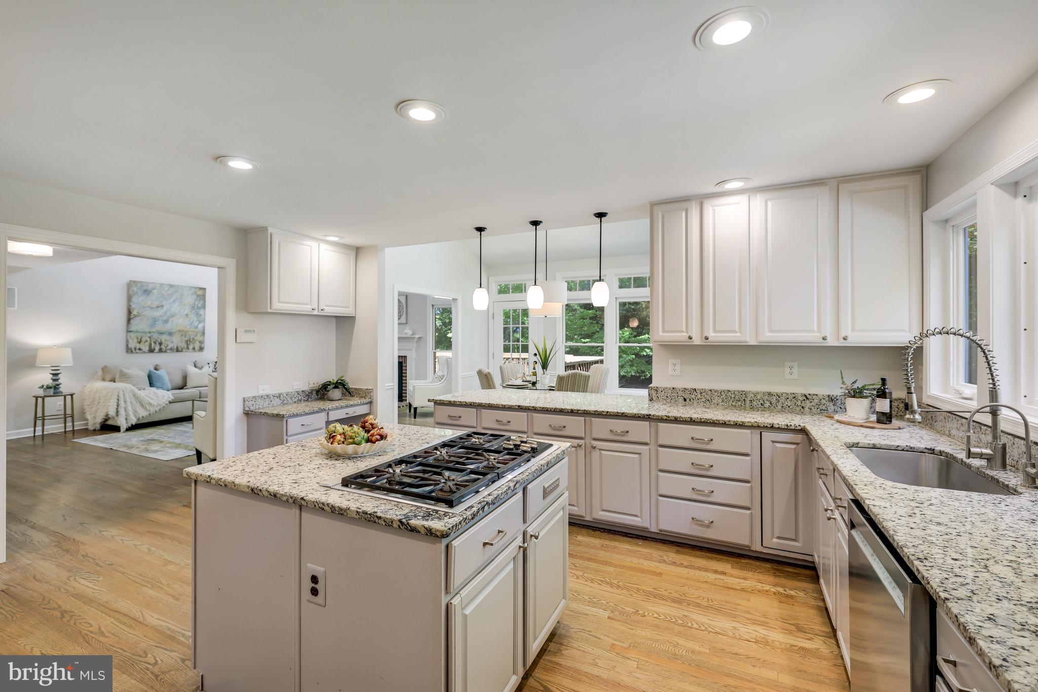 BROOKSIDE - Residential