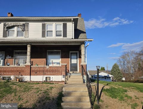 8 PERSHING BOULEVARD READING PA 19607