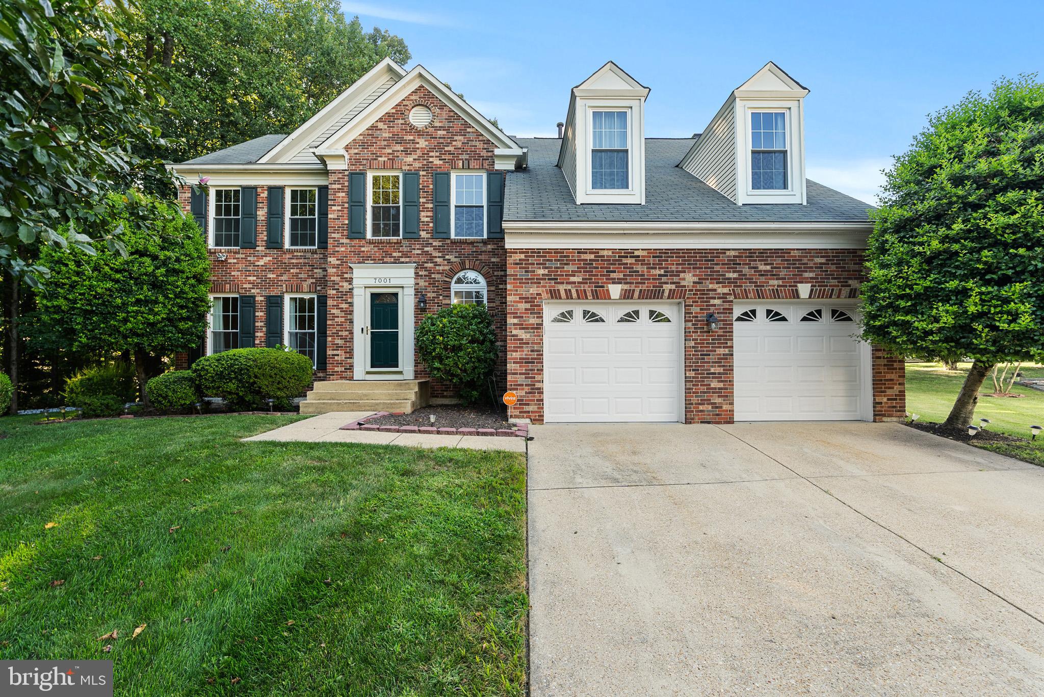 Welcome to 7001 Chain Fern Court, a beautifully maintained 5-bedroom, 3.5-bath colonial in the sought-after Summit Creek community. Boasting over 3,000 sq ft of living space, this home offers a perfect blend of comfort, style, and functionality.
Step inside to find a bright and inviting layout with hardwood, tile, carpeted flooring, a cozy fireplace, and spacious living areas perfect for both relaxing and entertaining. The well-appointed kitchen flows seamlessly into the family room, making it the heart of the home.
Upstairs, you’ll find generously sized bedrooms, including a serene primary suite with a private bath. The finished basement adds flexibility for a recreation area, home office, or guest space.
Outside, enjoy a spacious backyard with a deck—ideal for summer barbecues or quiet mornings. This property offers room to play, garden, and unwind.
Located just minutes from shopping, dining, major commuter routes, and Andrews Air Force Base, plus neighborhood amenities covered by a low monthly HOA fee, this home delivers convenience and charm.
Don’t miss the opportunity to make this Clinton gem your own!