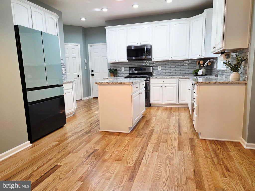 Photo of 14753 Links Pond Circle, GAINESVILLE, VA 20155 (MLS # VAPW2106430)