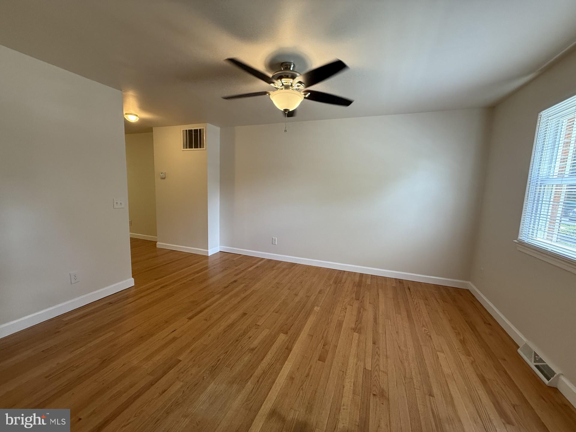 SPRING VALLEY - Residential Lease