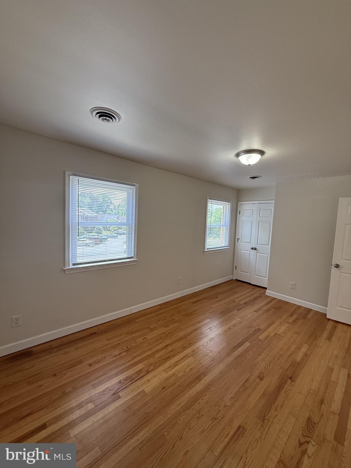 SPRING VALLEY - Residential Lease