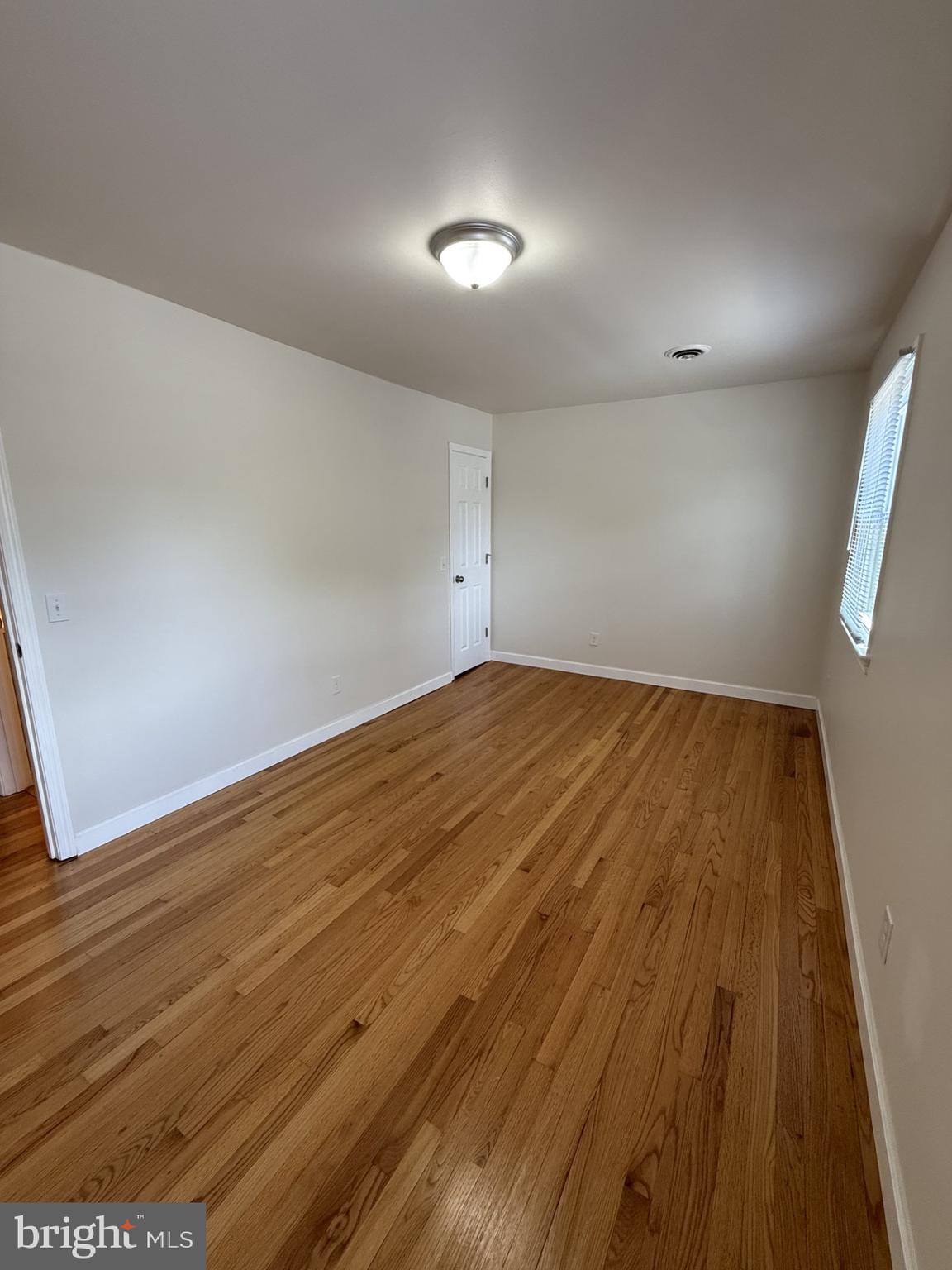 SPRING VALLEY - Residential Lease