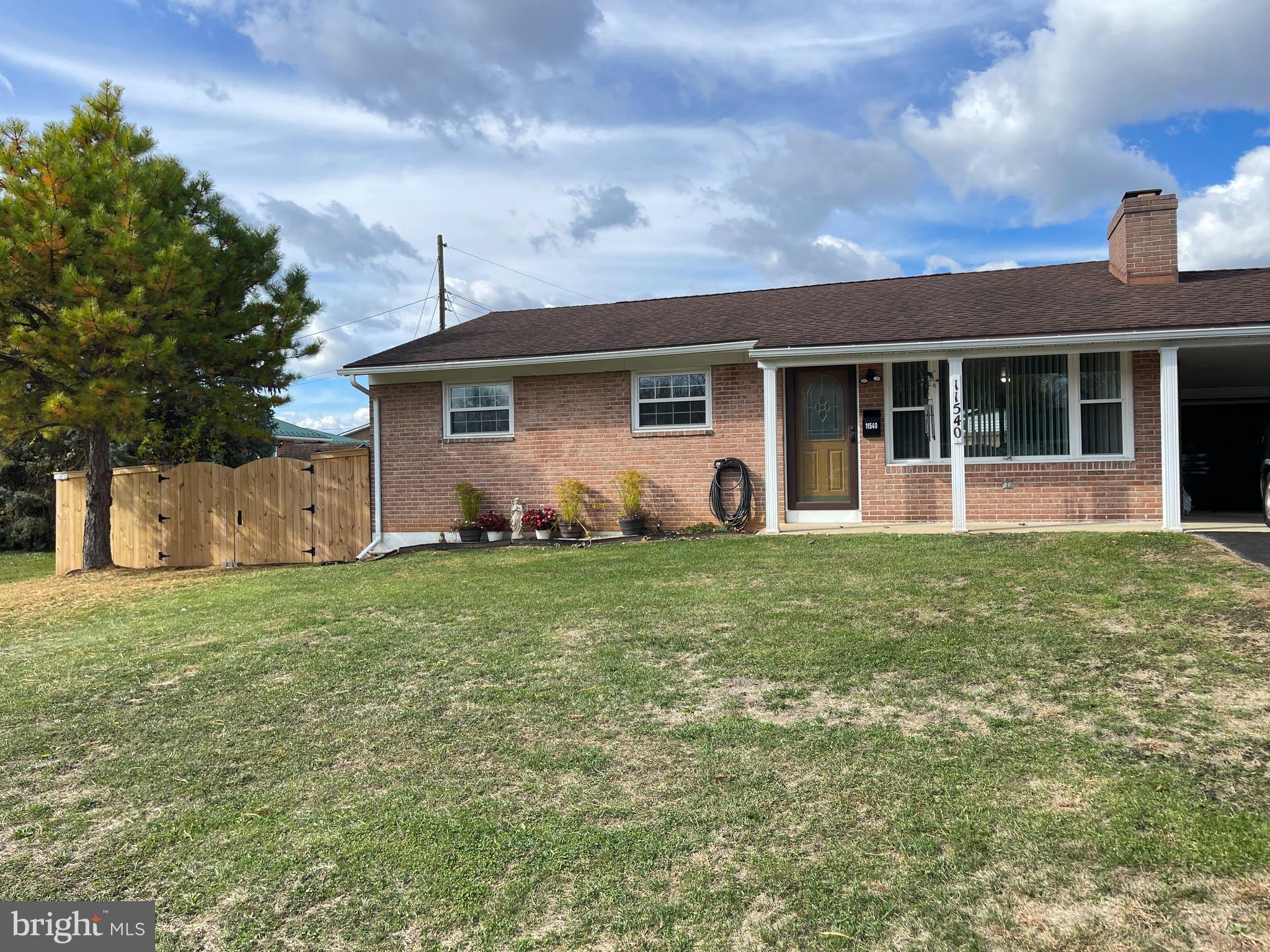 GREENBERRY HILLS - Residential