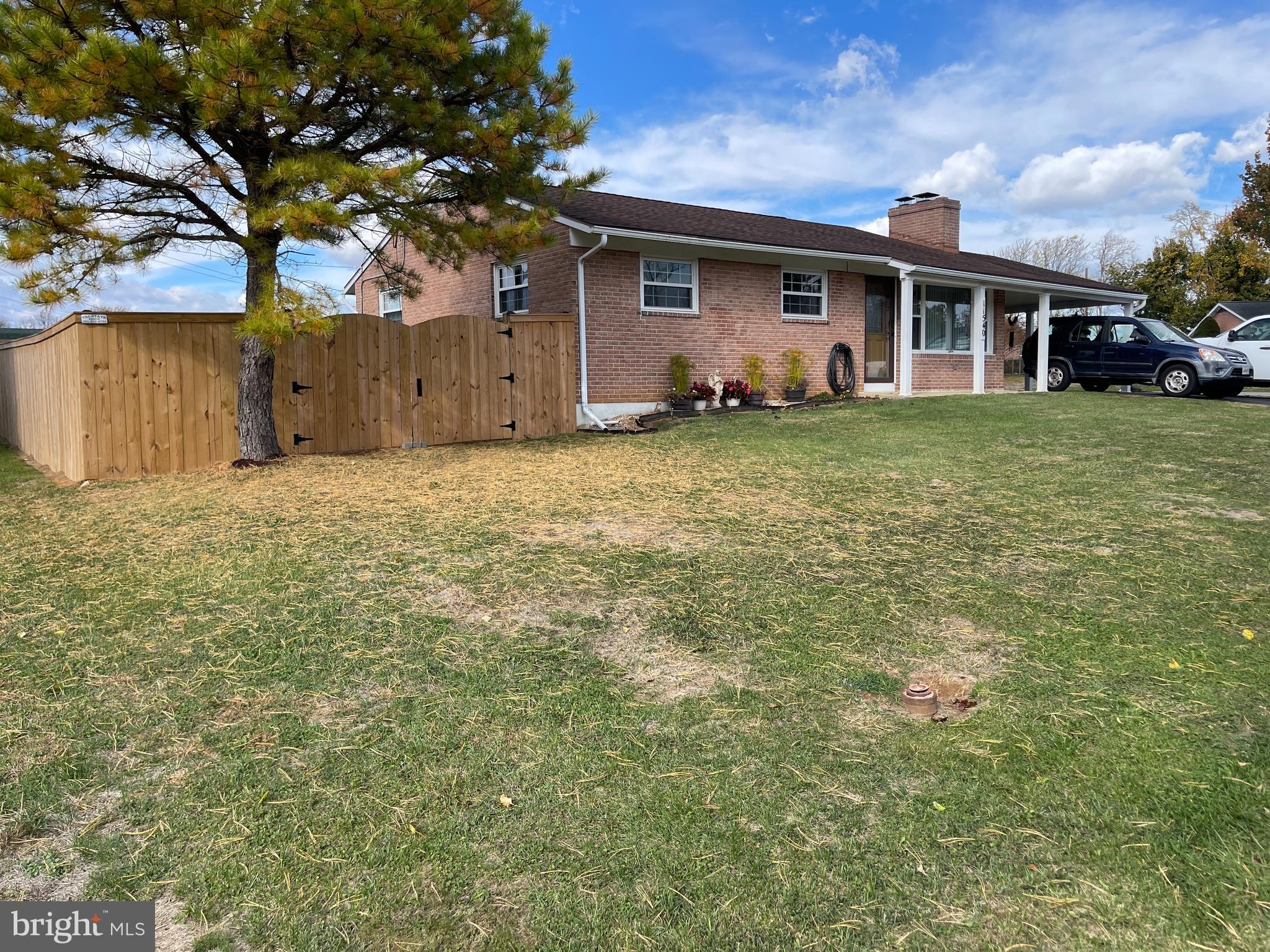 GREENBERRY HILLS - Residential