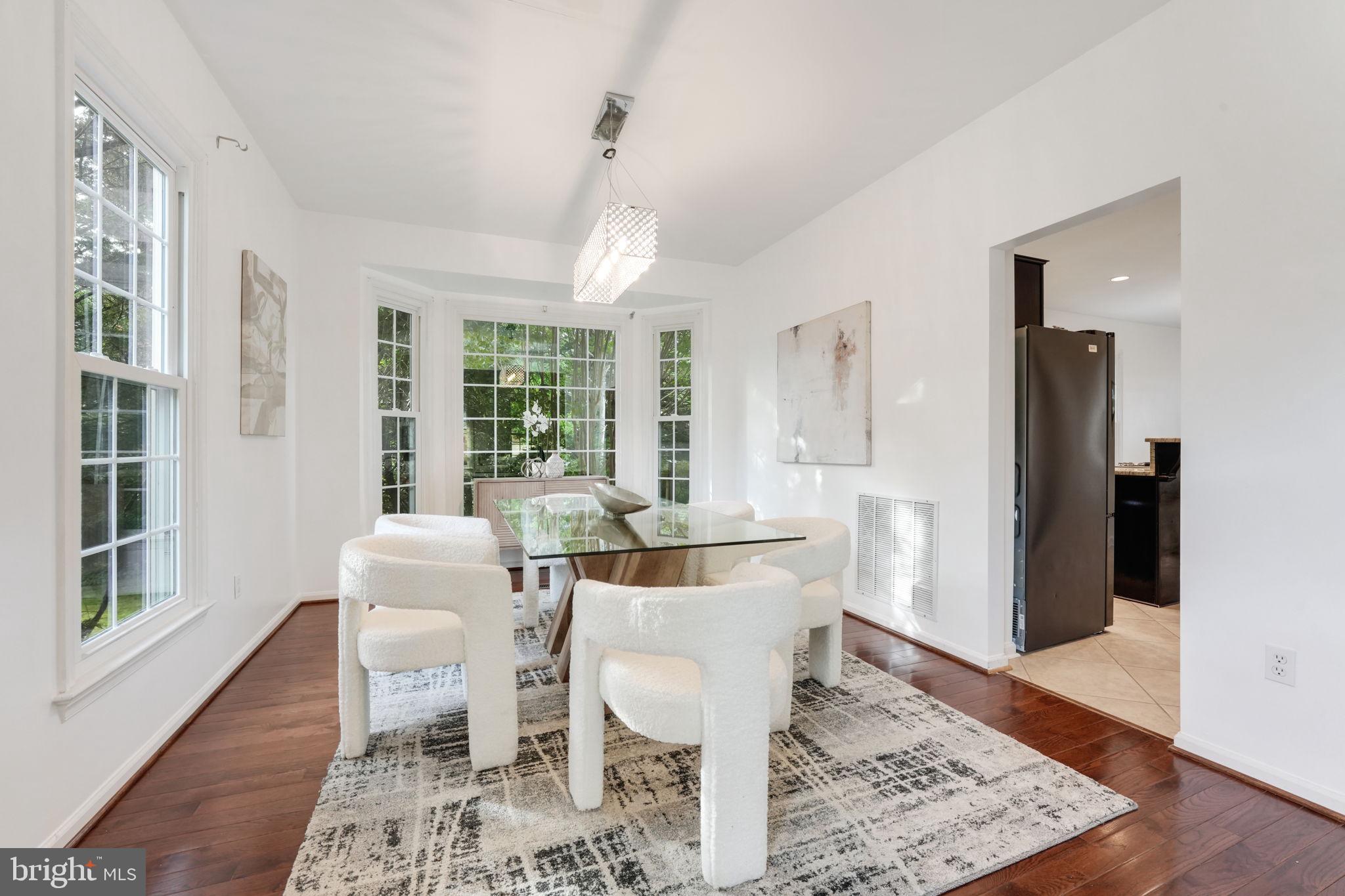 FALLS FARM - Residential