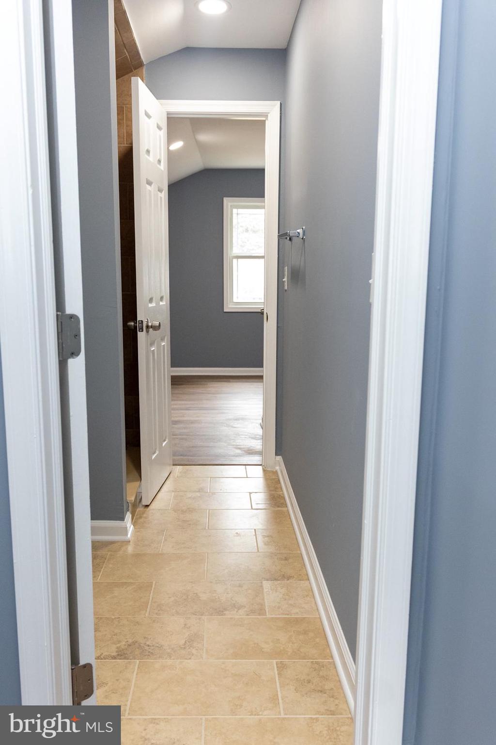 WINDSOR DALE - Residential Lease