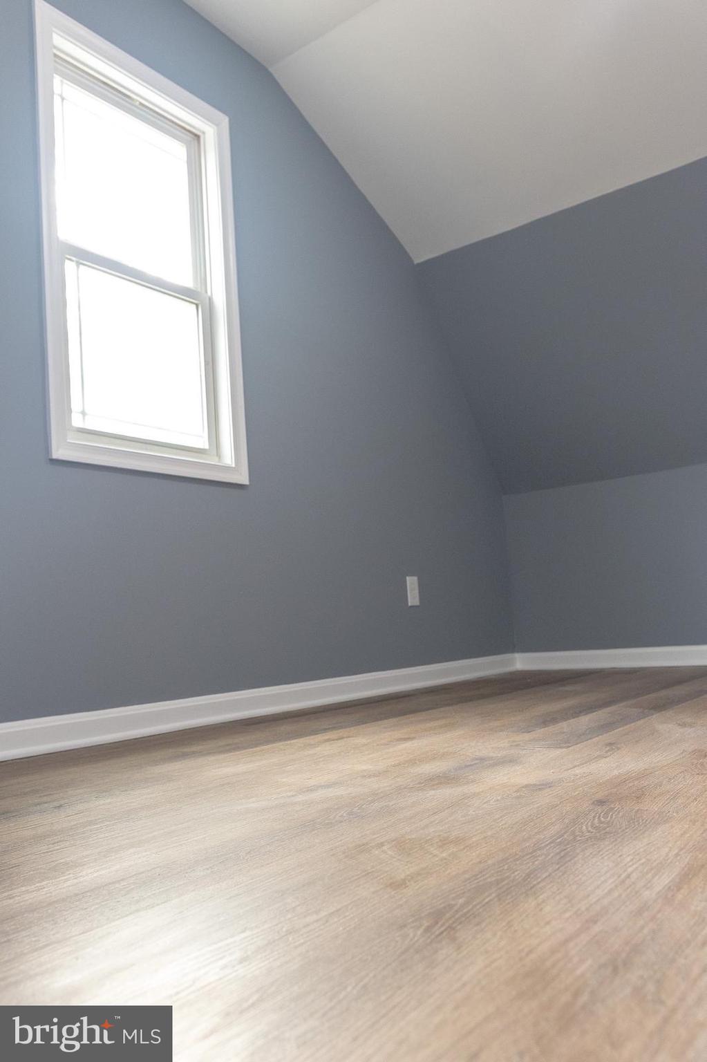 WINDSOR DALE - Residential Lease