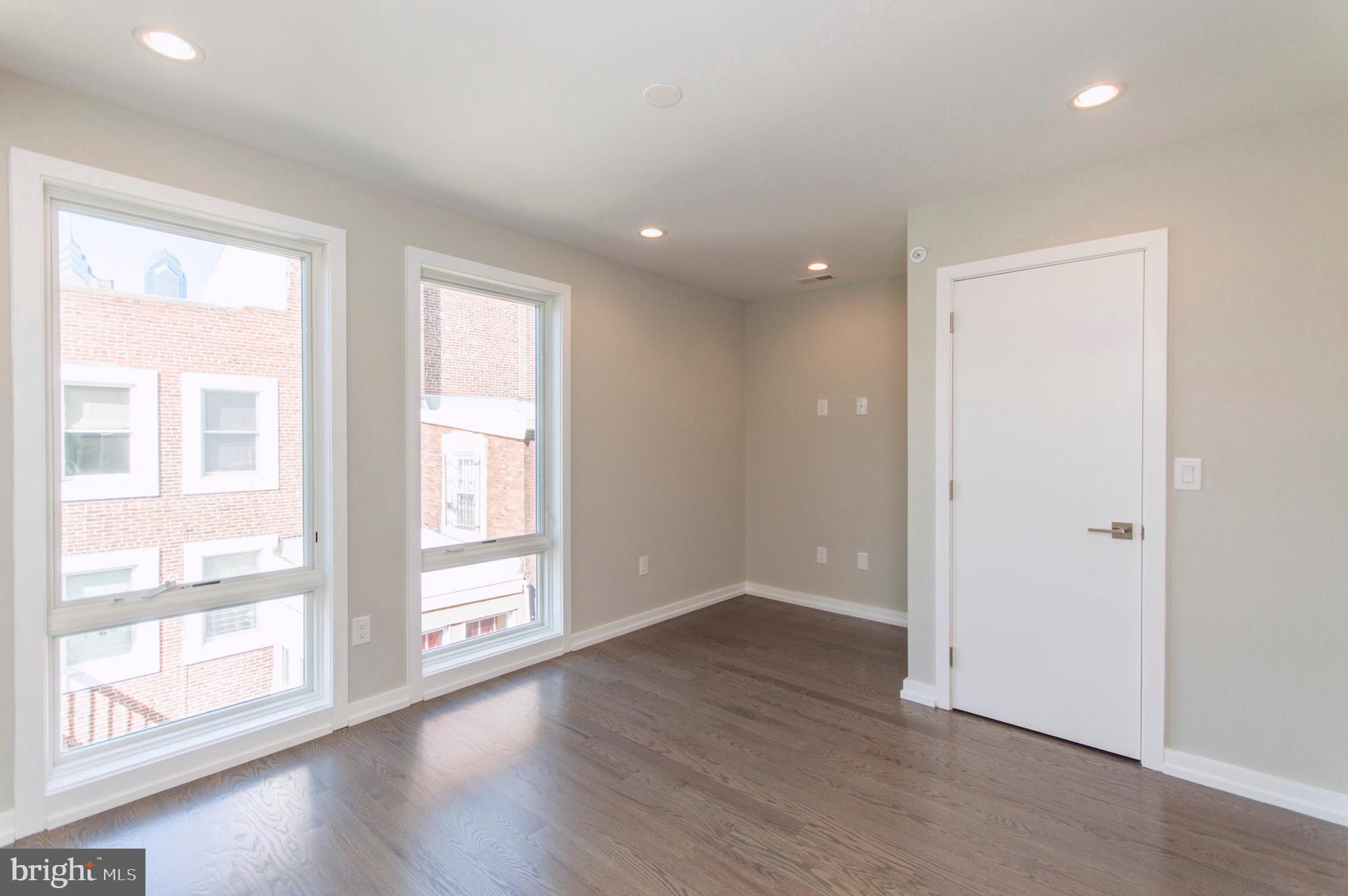 GRADUATE HOSPITAL - Residential Lease