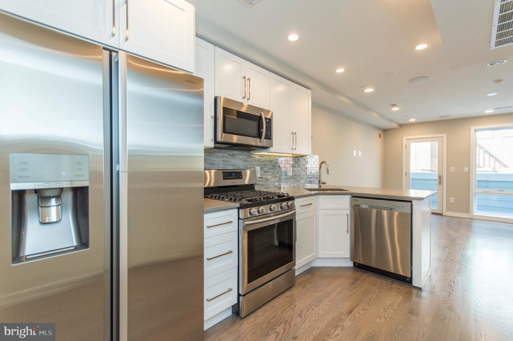 GRADUATE HOSPITAL - Residential Lease