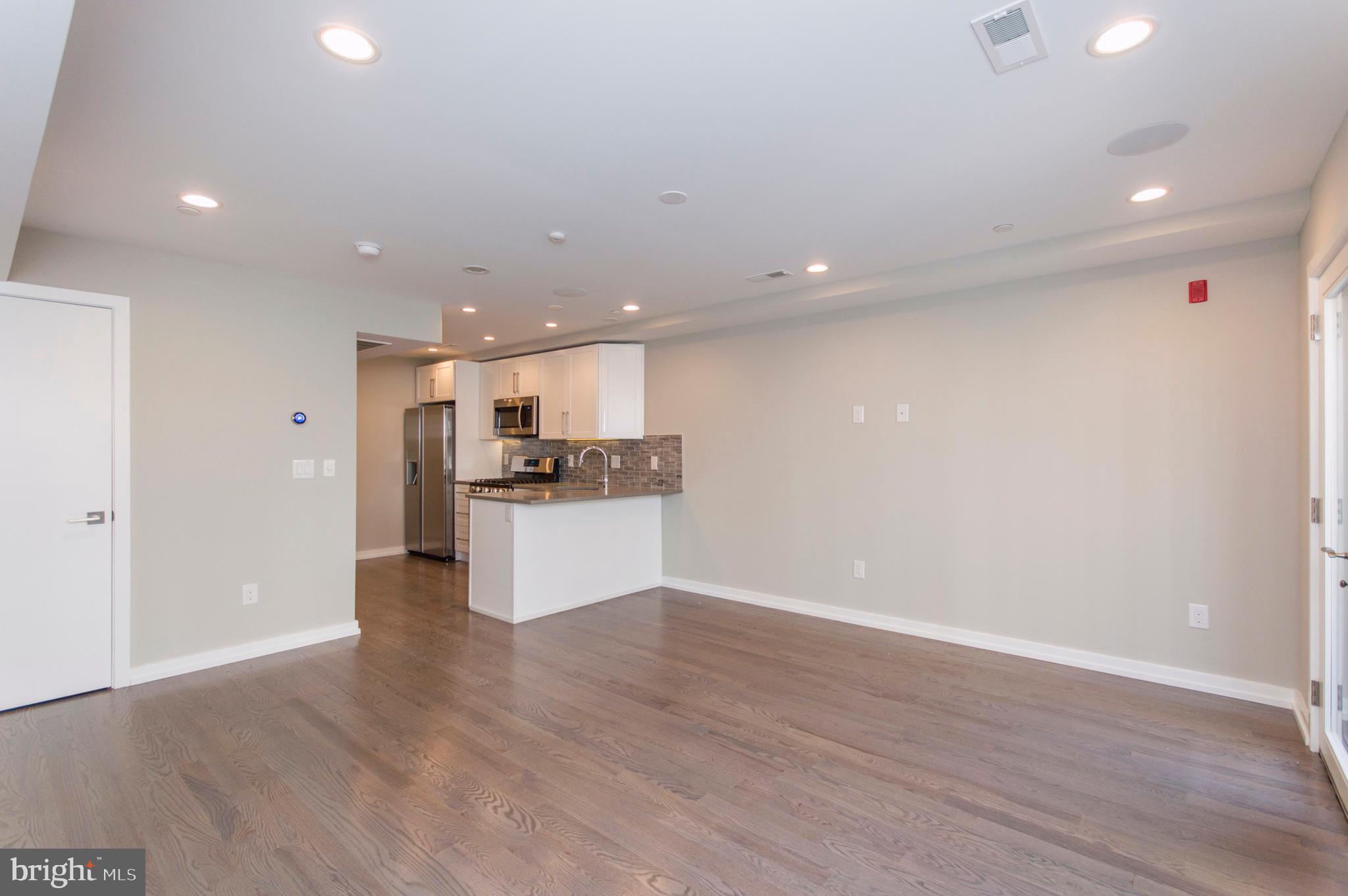 GRADUATE HOSPITAL - Residential Lease