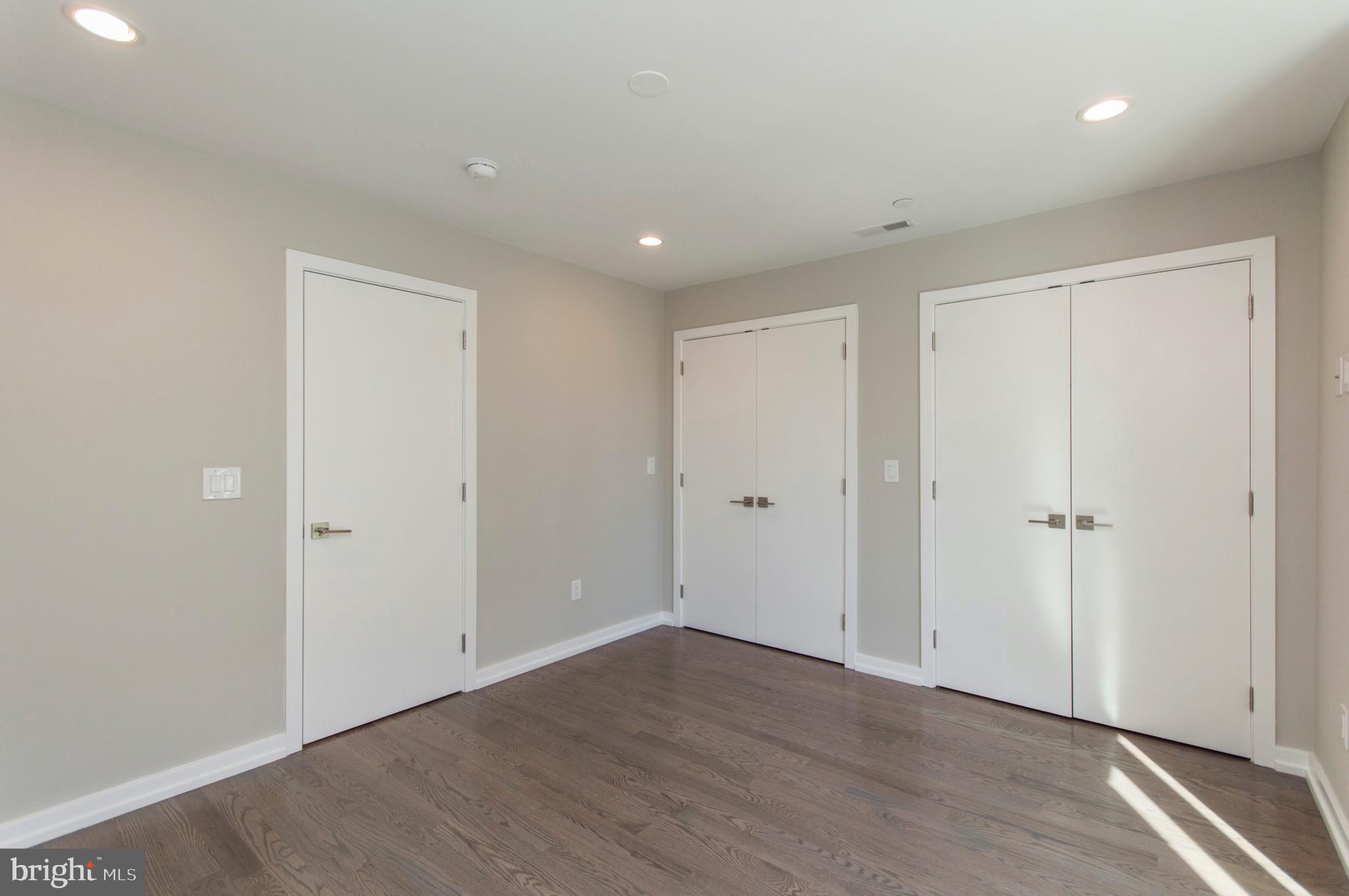 GRADUATE HOSPITAL - Residential Lease