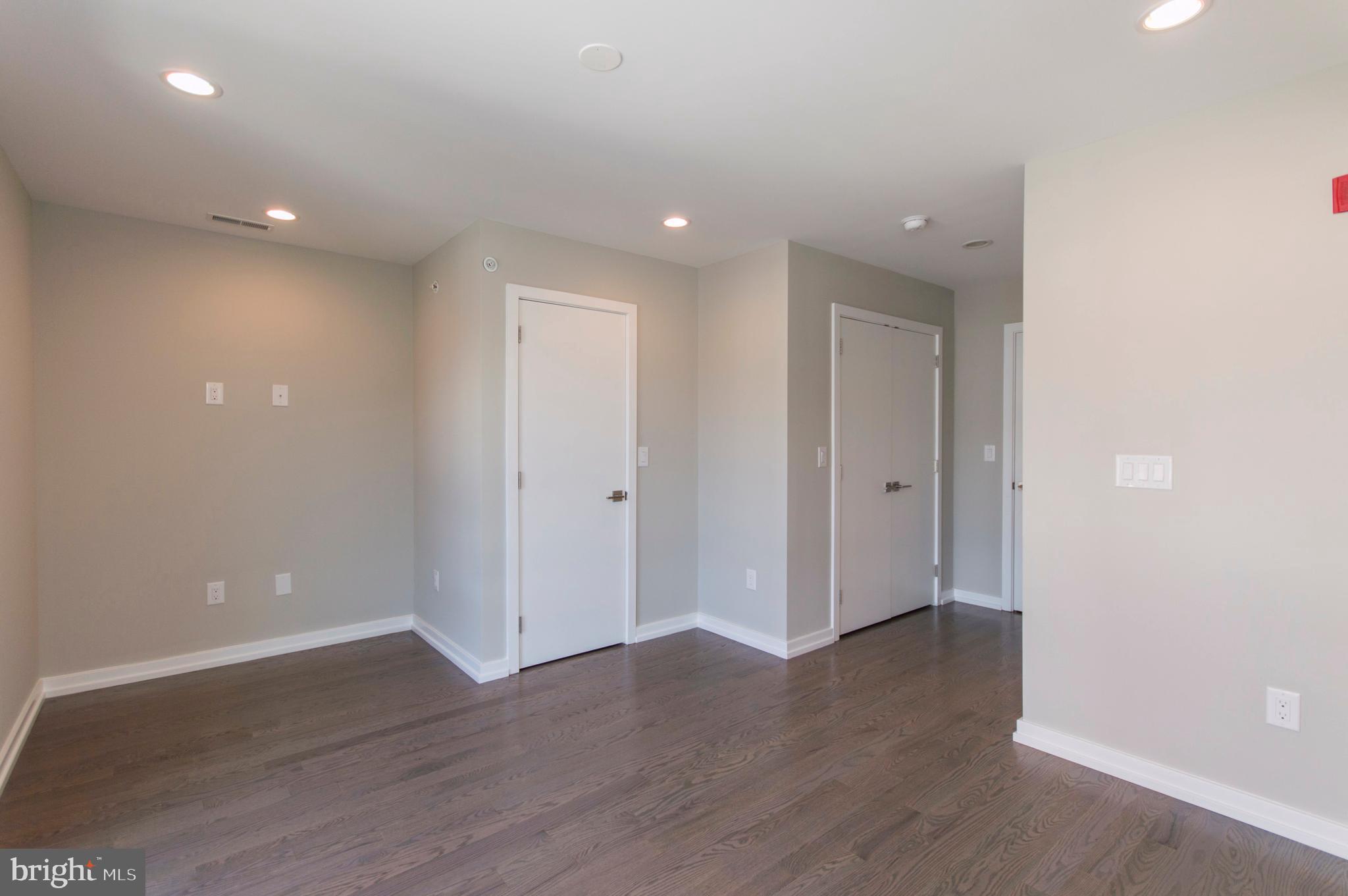 GRADUATE HOSPITAL - Residential Lease