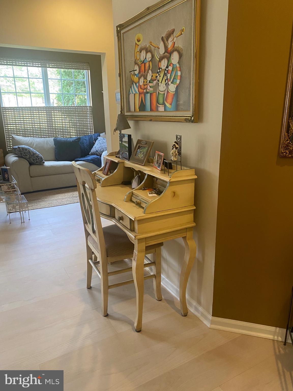 HERITAGE CR ESTS - Residential