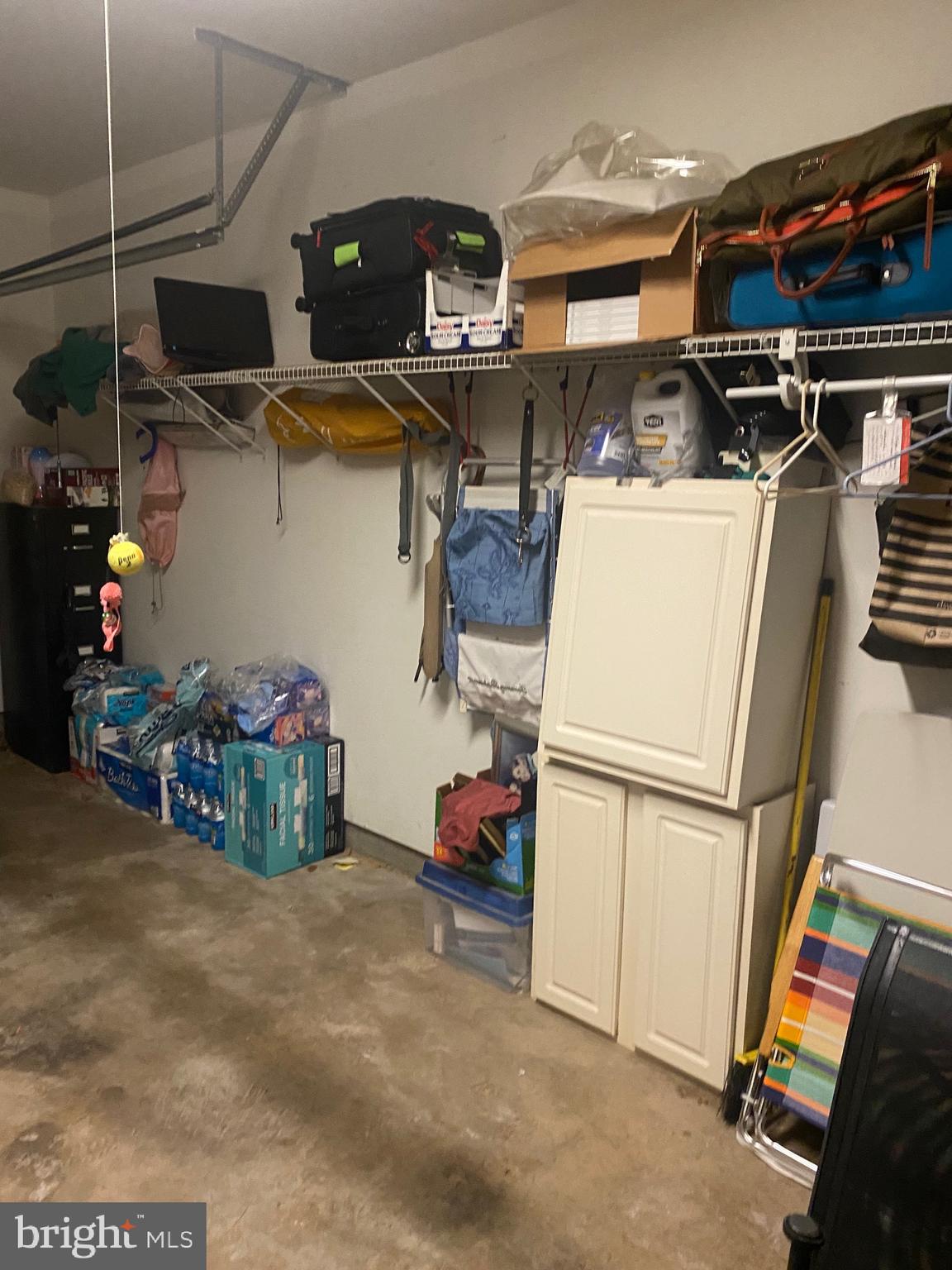 HERITAGE CR ESTS - Residential