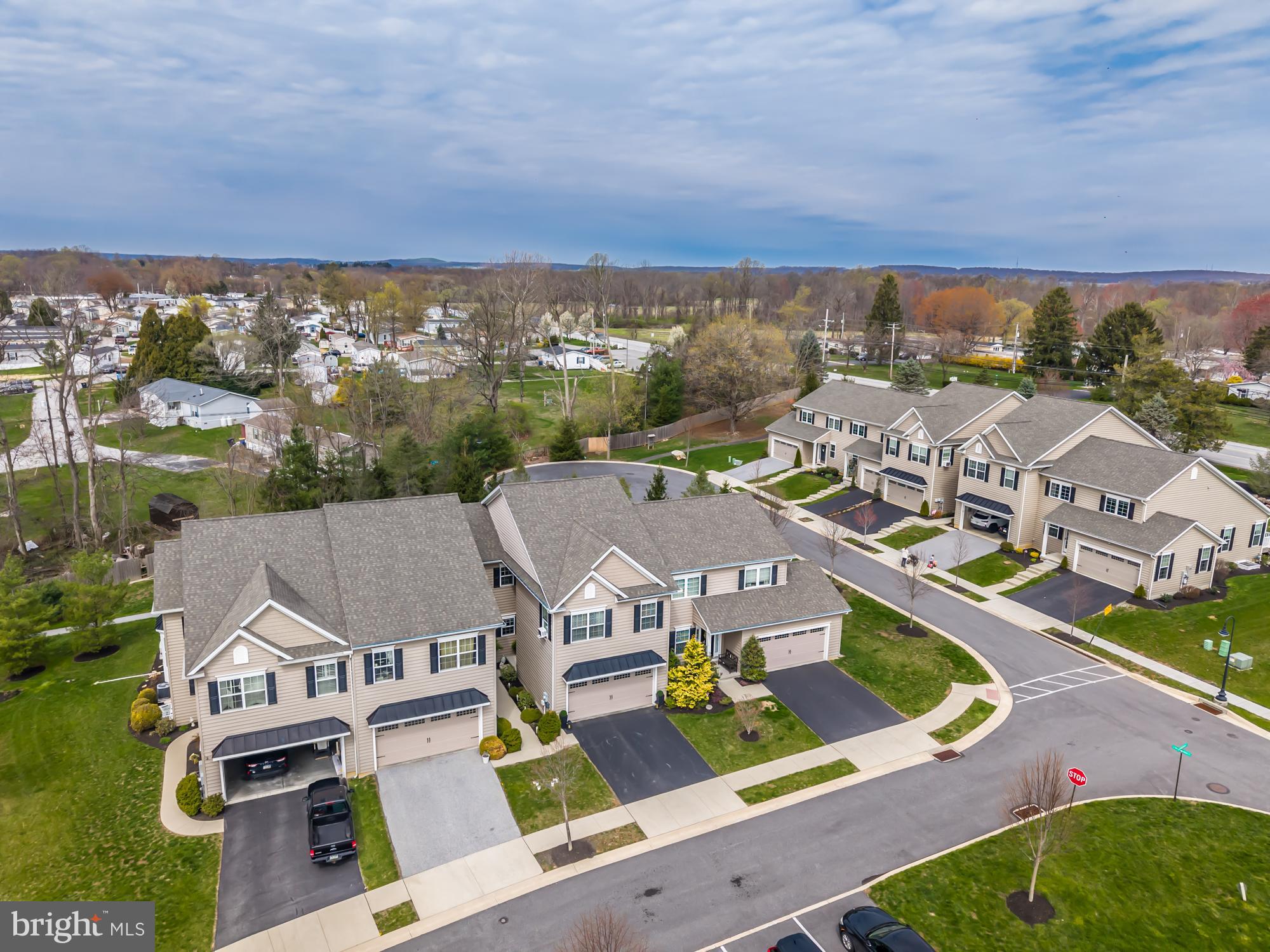 32 NEW VILLAGE GREENE DRIVE