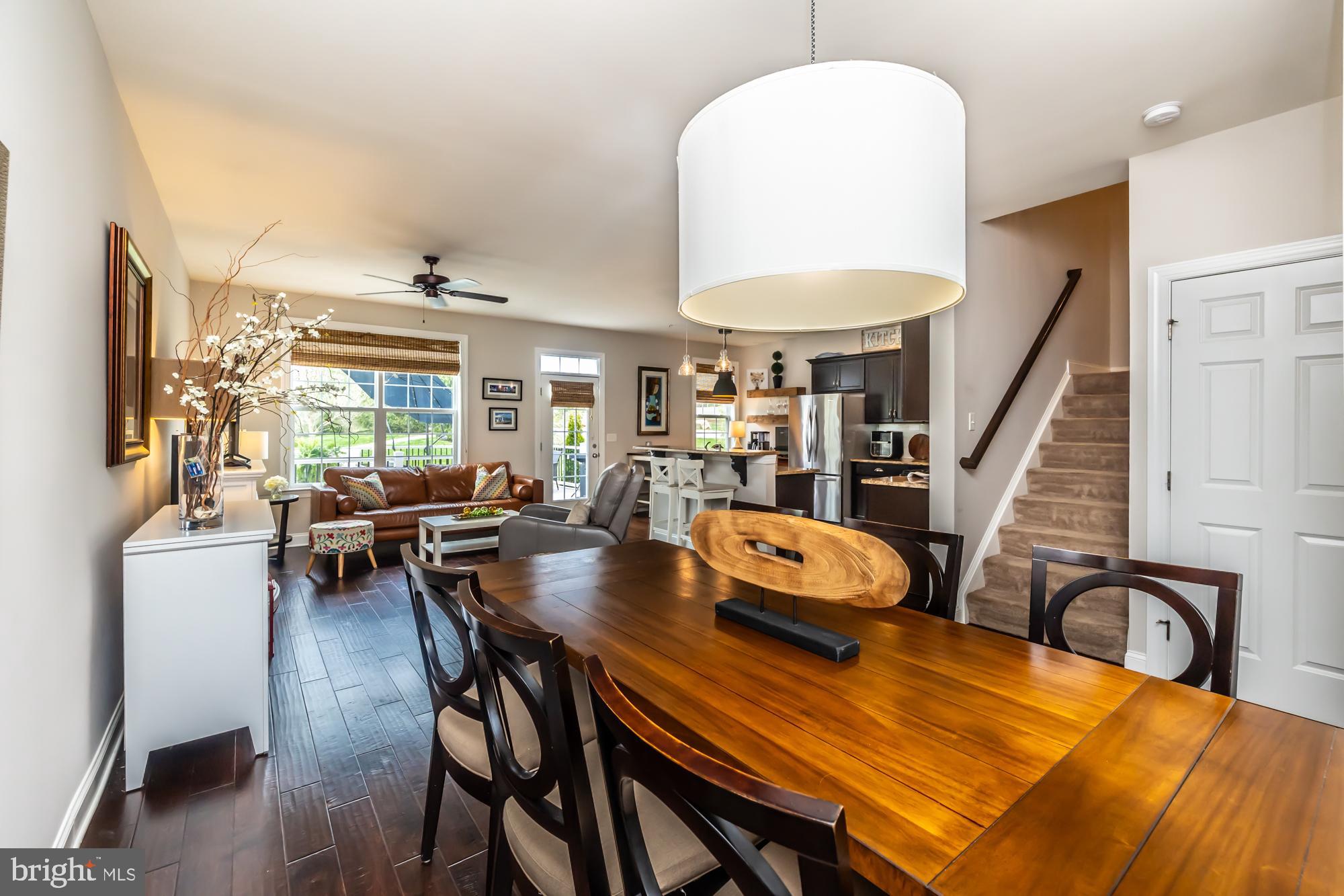 VILLAGE GREENE - Residential